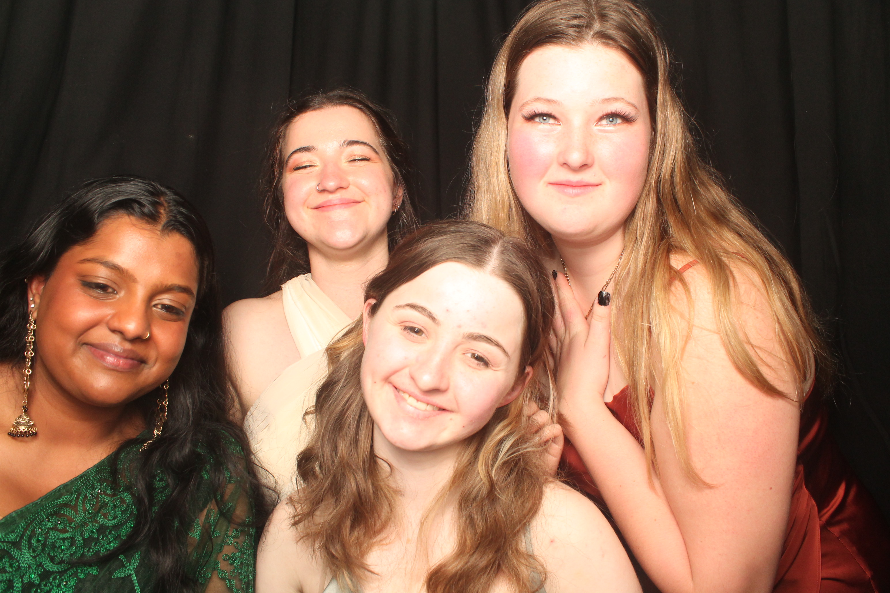 Hutt Valley High School Ball - Booth One | View more photos from the event at wgtngallery.classicphotobooths.co.nz/u/wgtncpbgallery/Hutt-Valley-High-School-Ball-Booth-One