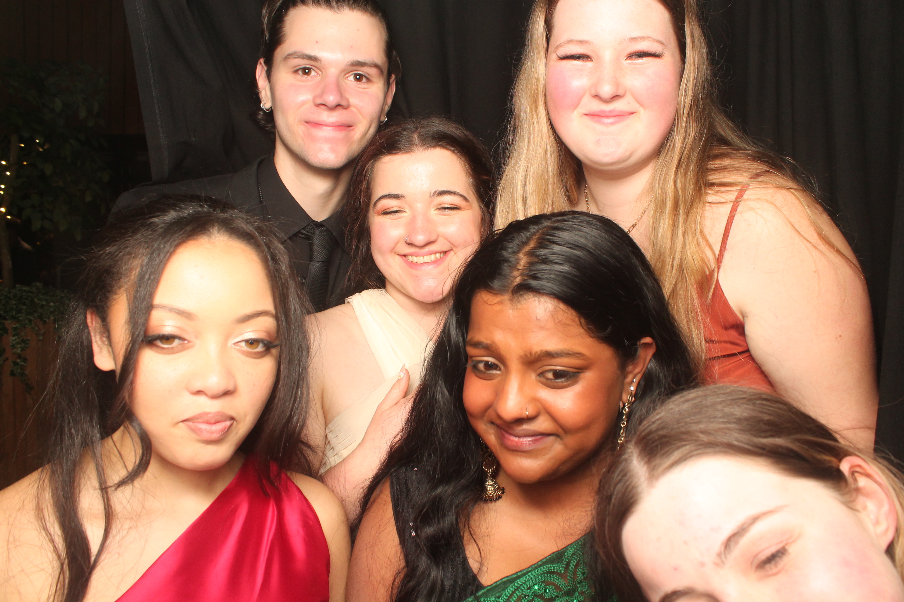 Hutt Valley High School Ball - Booth One | View more photos from the event at wgtngallery.classicphotobooths.co.nz/u/wgtncpbgallery/Hutt-Valley-High-School-Ball-Booth-One