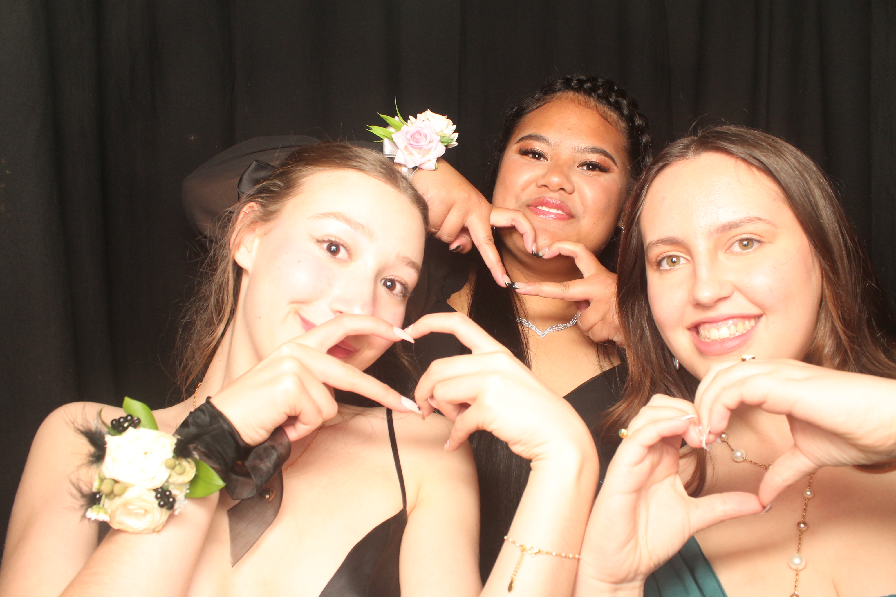 Hutt Valley High School Ball - Booth One | View more photos from the event at wgtngallery.classicphotobooths.co.nz/u/wgtncpbgallery/Hutt-Valley-High-School-Ball-Booth-One