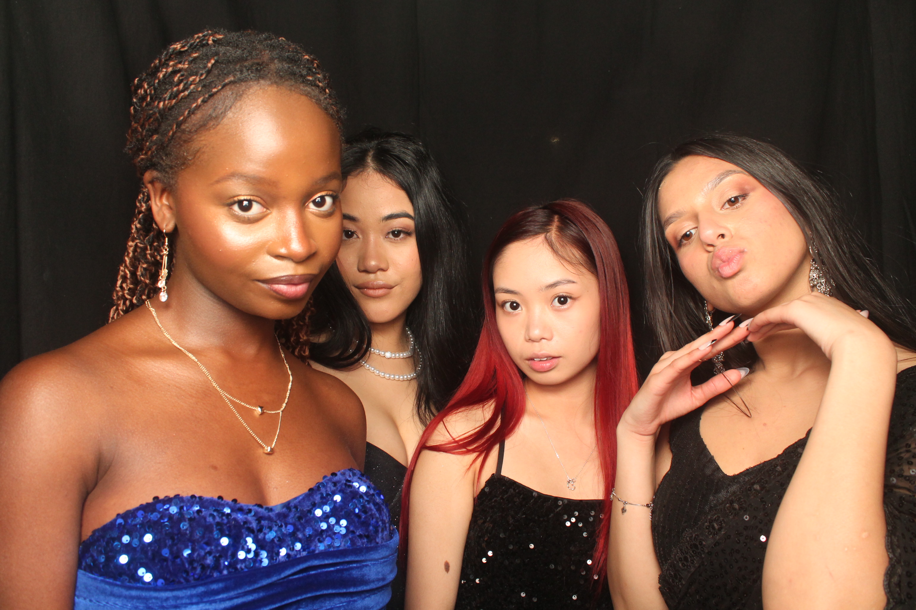 Hutt Valley High School Ball - Booth One | View more photos from the event at wgtngallery.classicphotobooths.co.nz/u/wgtncpbgallery/Hutt-Valley-High-School-Ball-Booth-One