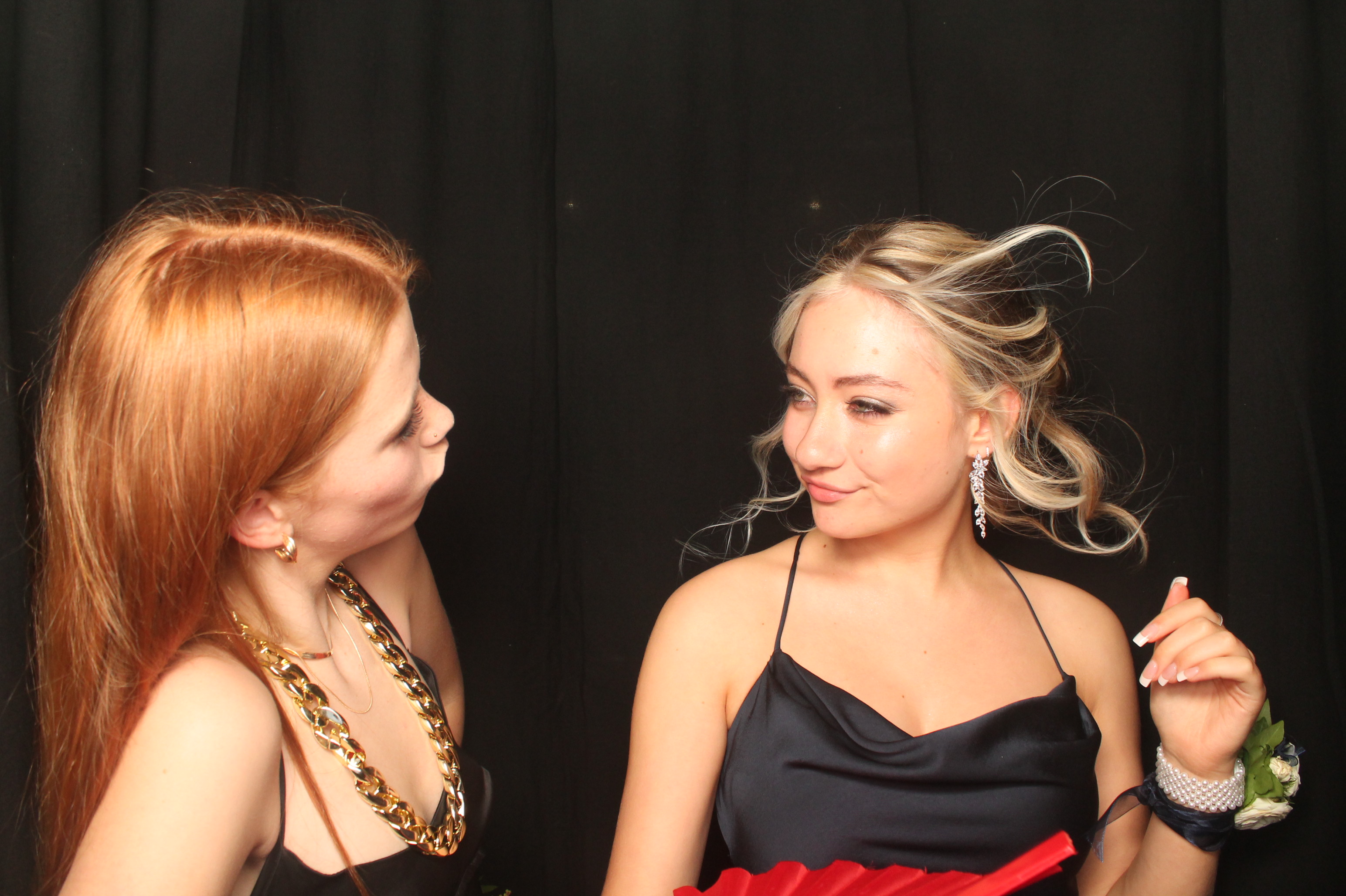 Hutt Valley High School Ball - Booth One | View more photos from the event at wgtngallery.classicphotobooths.co.nz/u/wgtncpbgallery/Hutt-Valley-High-School-Ball-Booth-One