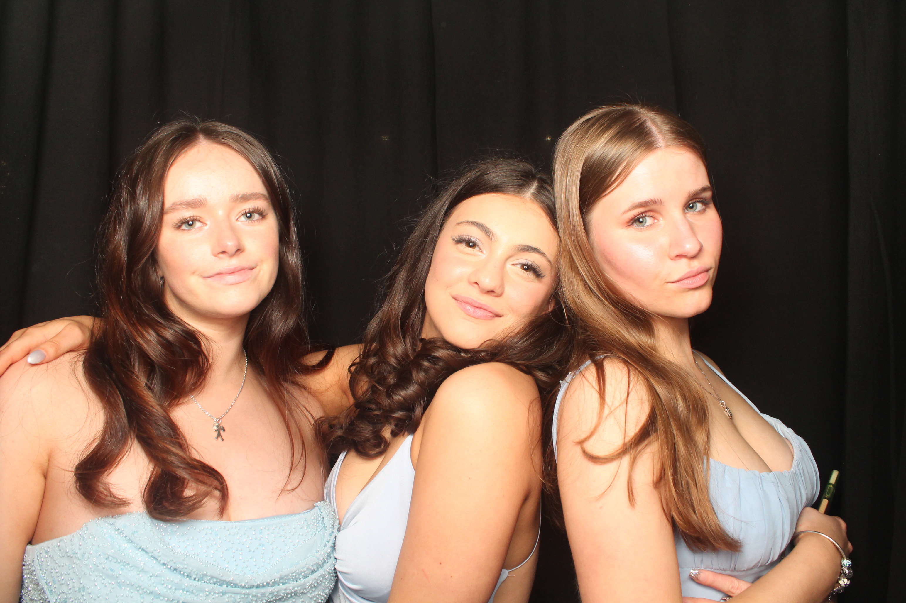 Hutt Valley High School Ball - Booth One | View more photos from the event at wgtngallery.classicphotobooths.co.nz/u/wgtncpbgallery/Hutt-Valley-High-School-Ball-Booth-One