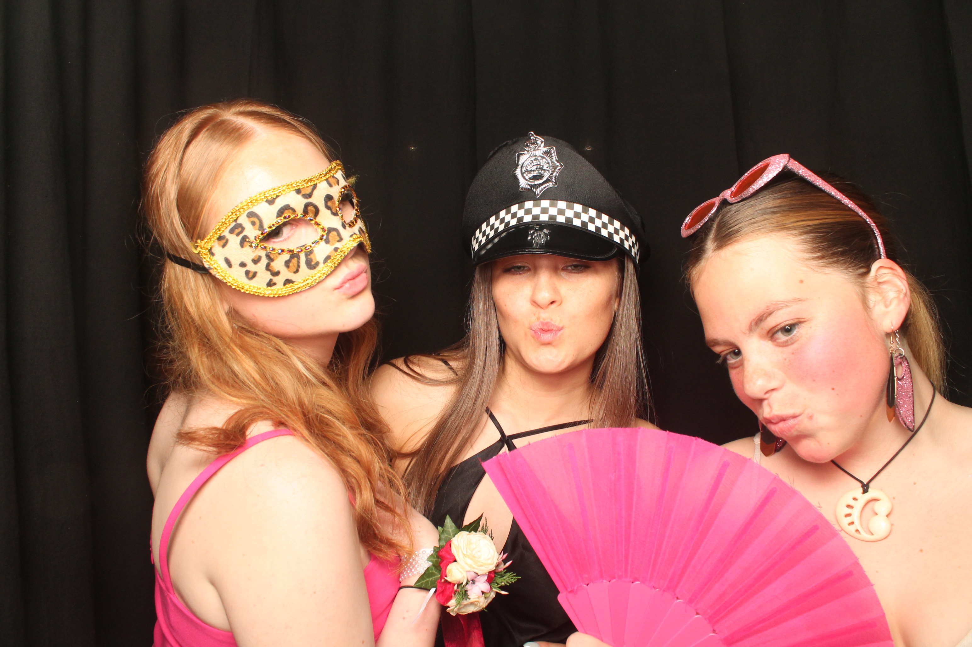 Hutt Valley High School Ball - Booth One | View more photos from the event at wgtngallery.classicphotobooths.co.nz/u/wgtncpbgallery/Hutt-Valley-High-School-Ball-Booth-One