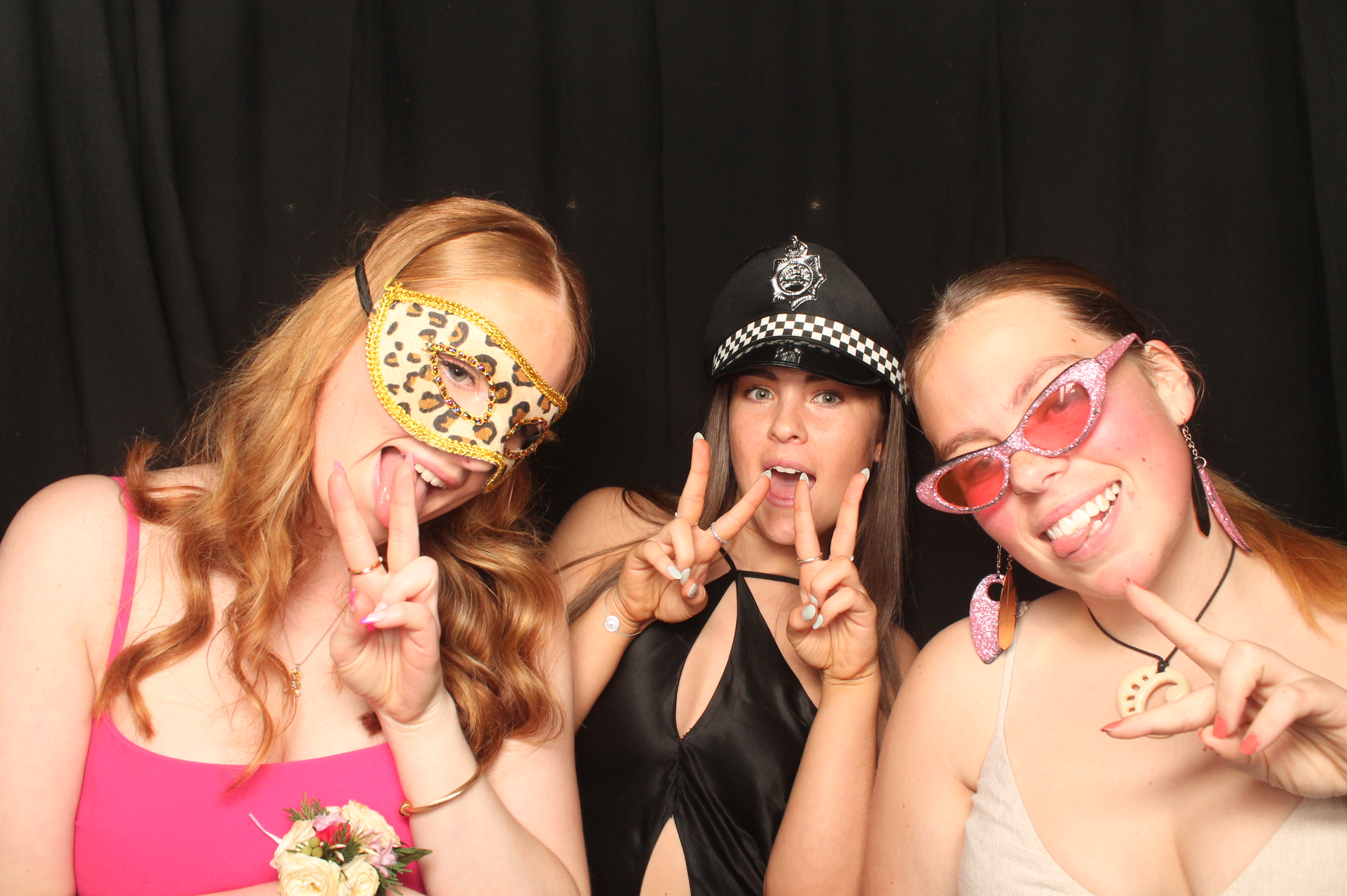 Hutt Valley High School Ball - Booth One | View more photos from the event at wgtngallery.classicphotobooths.co.nz/u/wgtncpbgallery/Hutt-Valley-High-School-Ball-Booth-One