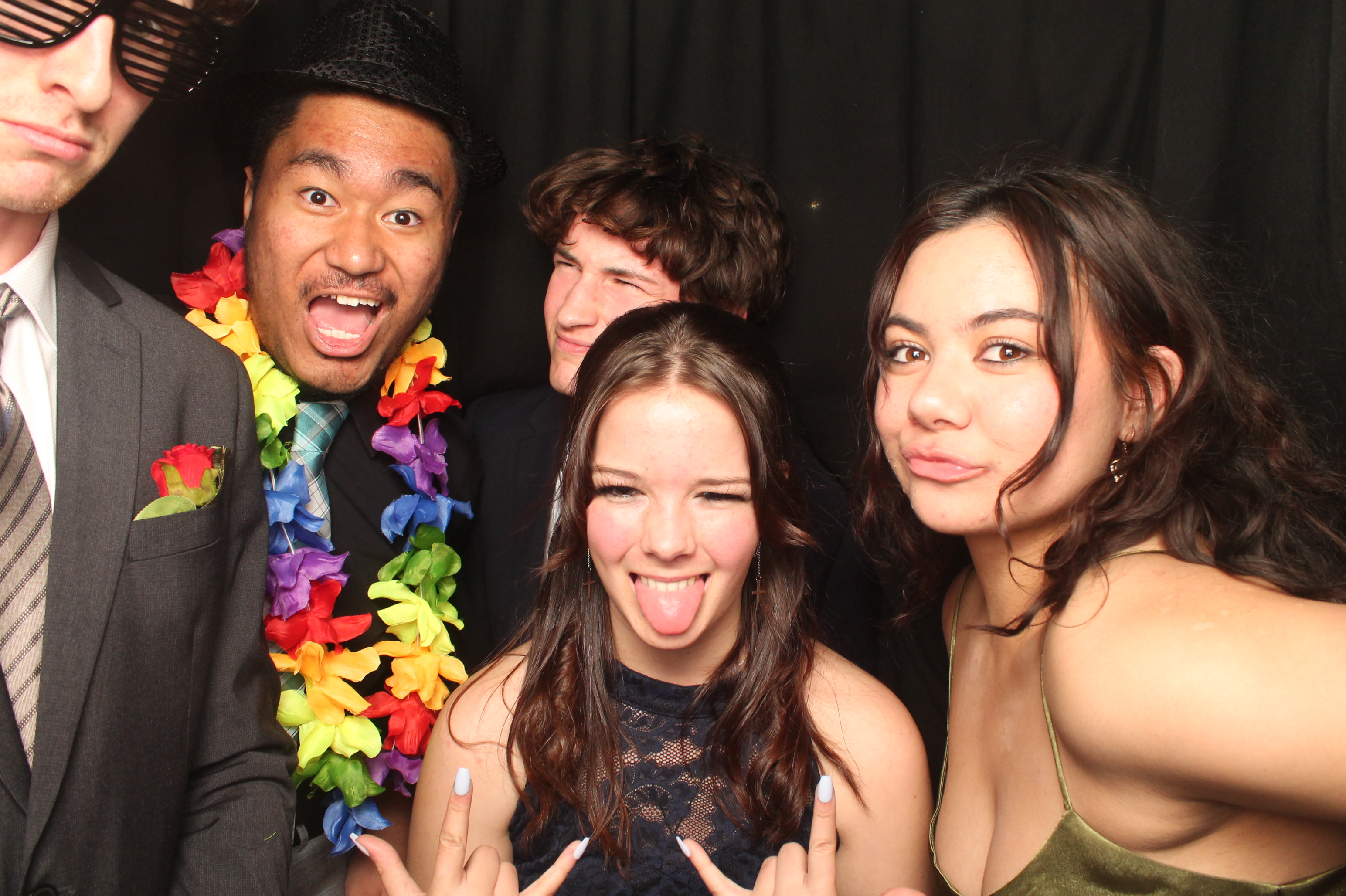 Hutt Valley High School Ball - Booth One | View more photos from the event at wgtngallery.classicphotobooths.co.nz/u/wgtncpbgallery/Hutt-Valley-High-School-Ball-Booth-One