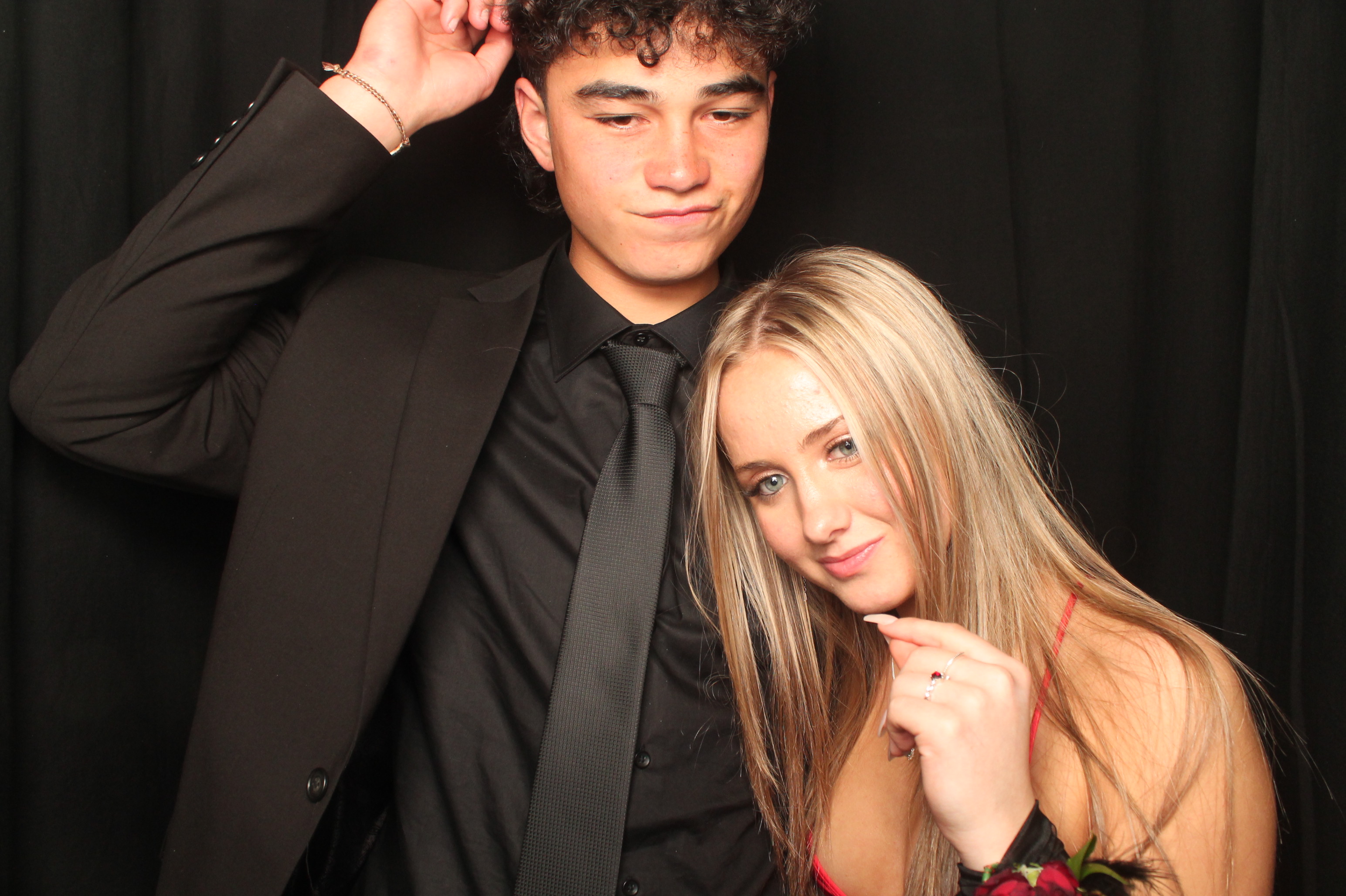 Hutt Valley High School Ball - Booth One | View more photos from the event at wgtngallery.classicphotobooths.co.nz/u/wgtncpbgallery/Hutt-Valley-High-School-Ball-Booth-One