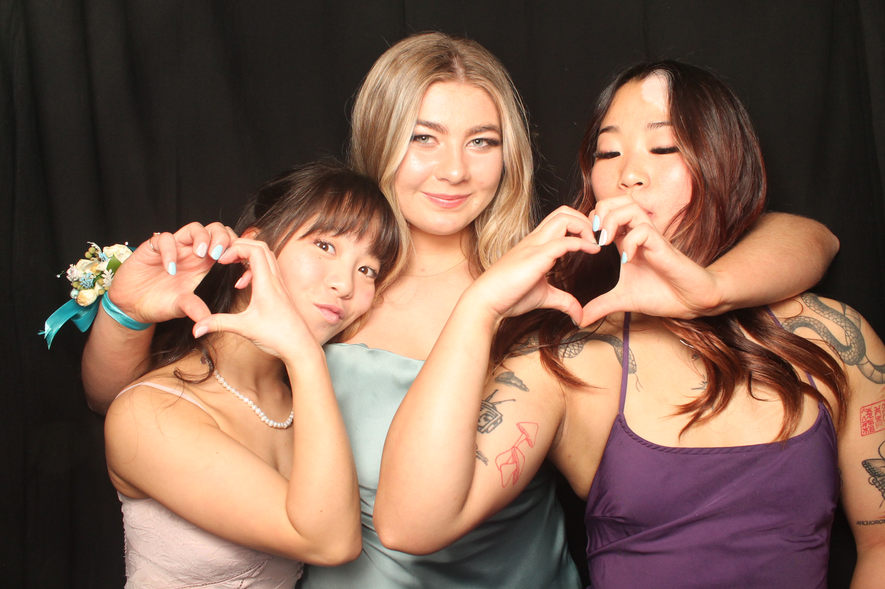 Hutt Valley High School Ball - Booth One | View more photos from the event at wgtngallery.classicphotobooths.co.nz/u/wgtncpbgallery/Hutt-Valley-High-School-Ball-Booth-One