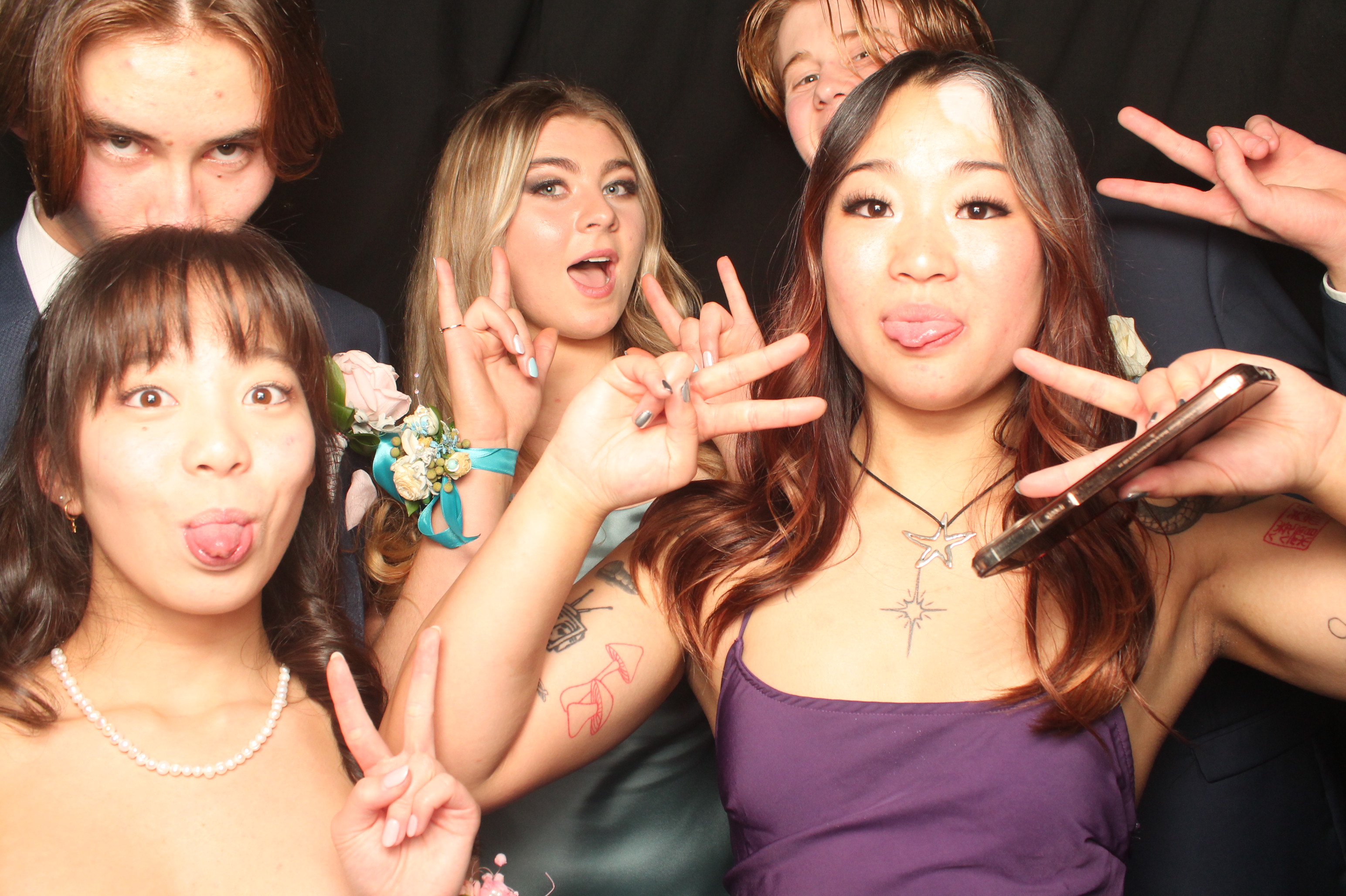 Hutt Valley High School Ball - Booth One | View more photos from the event at wgtngallery.classicphotobooths.co.nz/u/wgtncpbgallery/Hutt-Valley-High-School-Ball-Booth-One