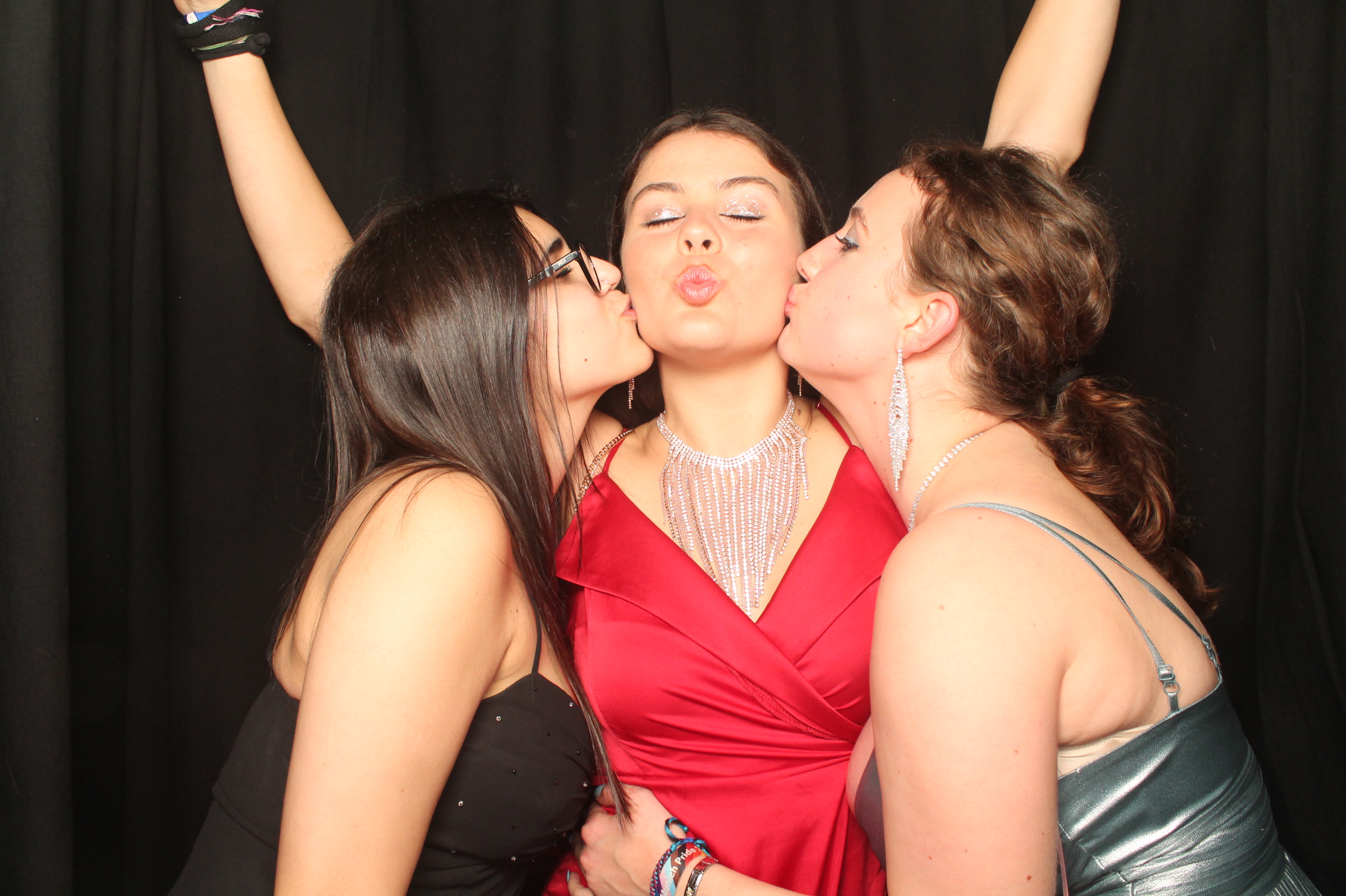 Hutt Valley High School Ball - Booth One | View more photos from the event at wgtngallery.classicphotobooths.co.nz/u/wgtncpbgallery/Hutt-Valley-High-School-Ball-Booth-One