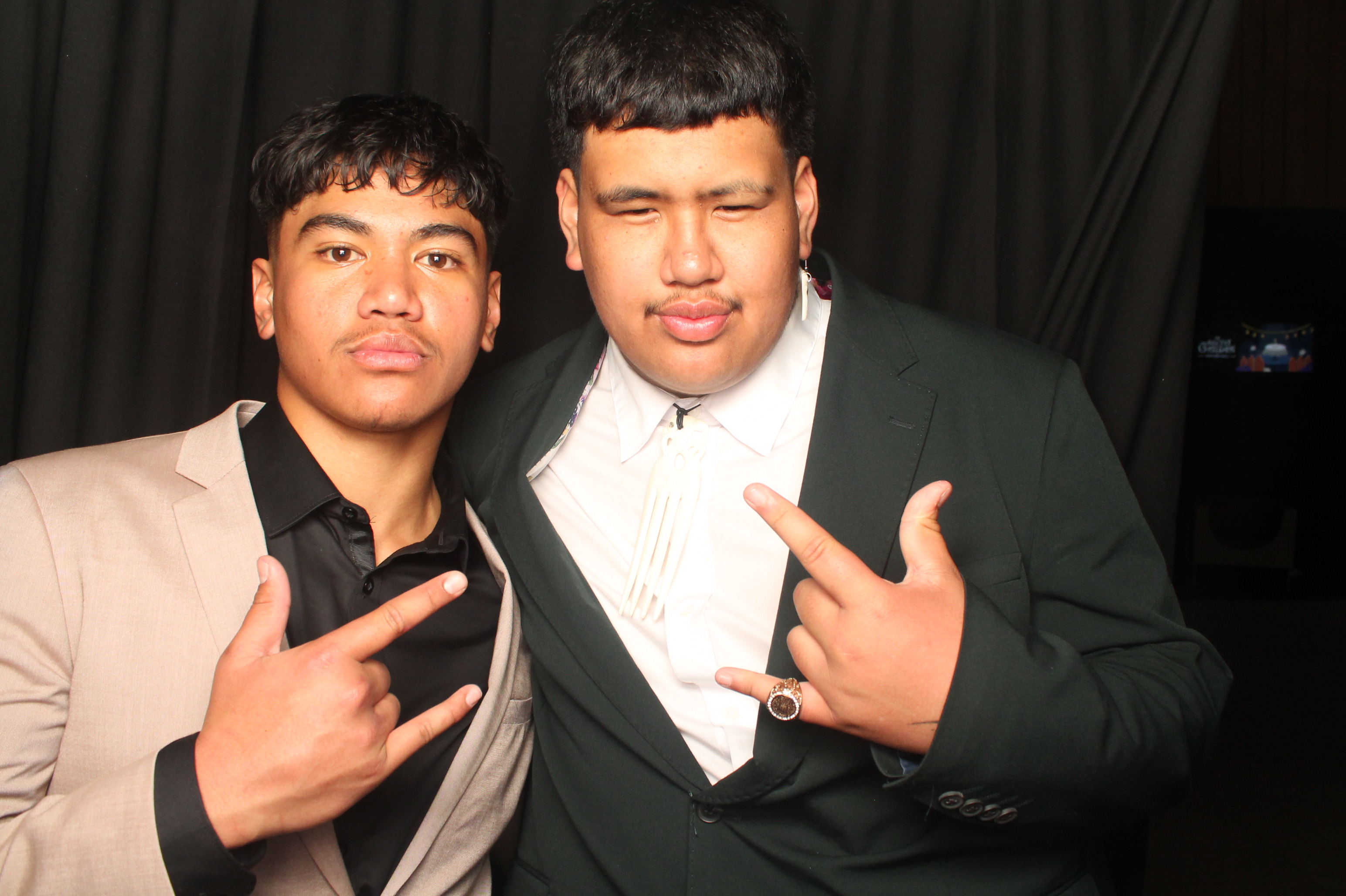 Hutt Valley High School Ball - Booth One | View more photos from the event at wgtngallery.classicphotobooths.co.nz/u/wgtncpbgallery/Hutt-Valley-High-School-Ball-Booth-One