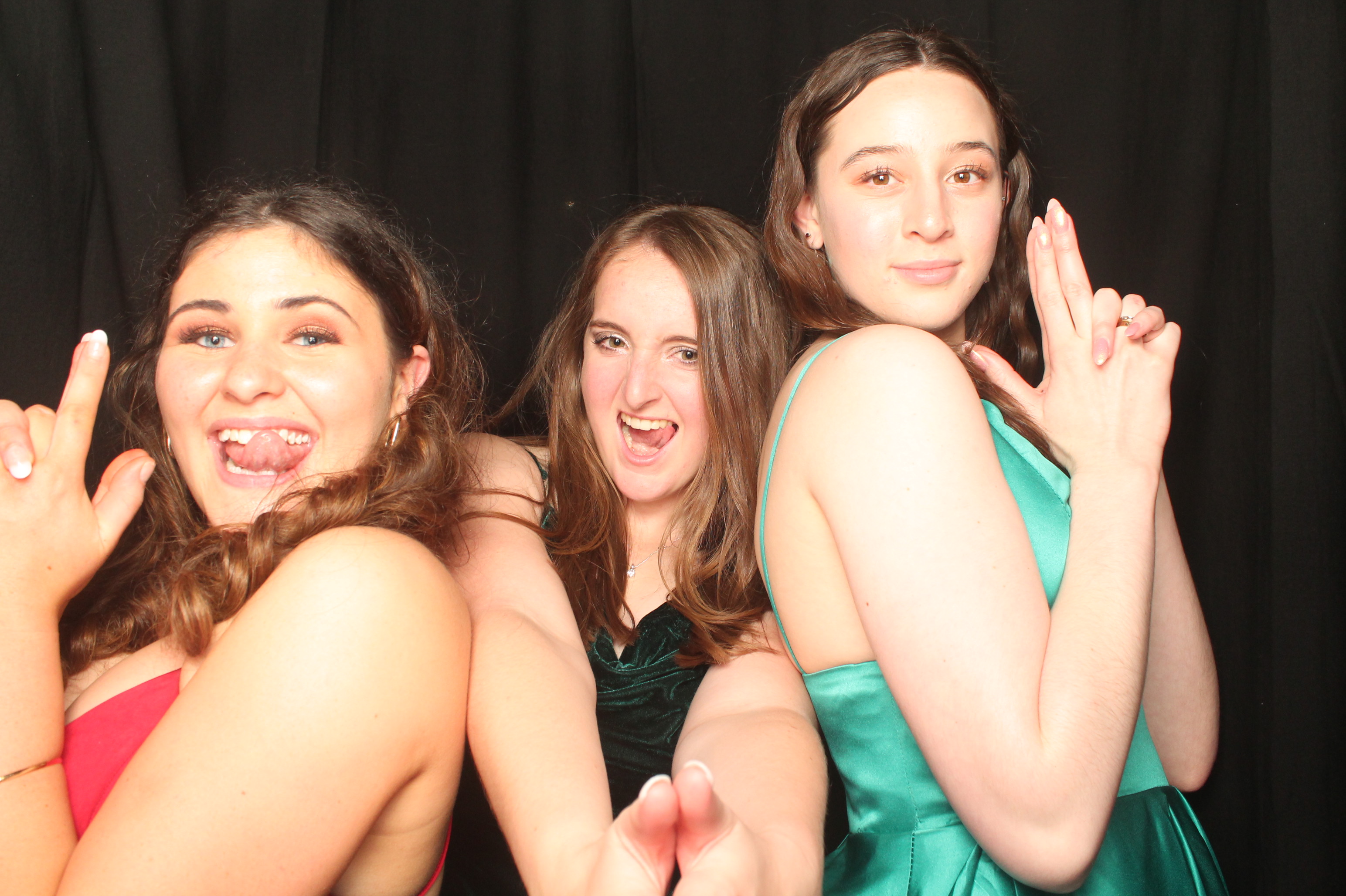 Hutt Valley High School Ball - Booth One | View more photos from the event at wgtngallery.classicphotobooths.co.nz/u/wgtncpbgallery/Hutt-Valley-High-School-Ball-Booth-One