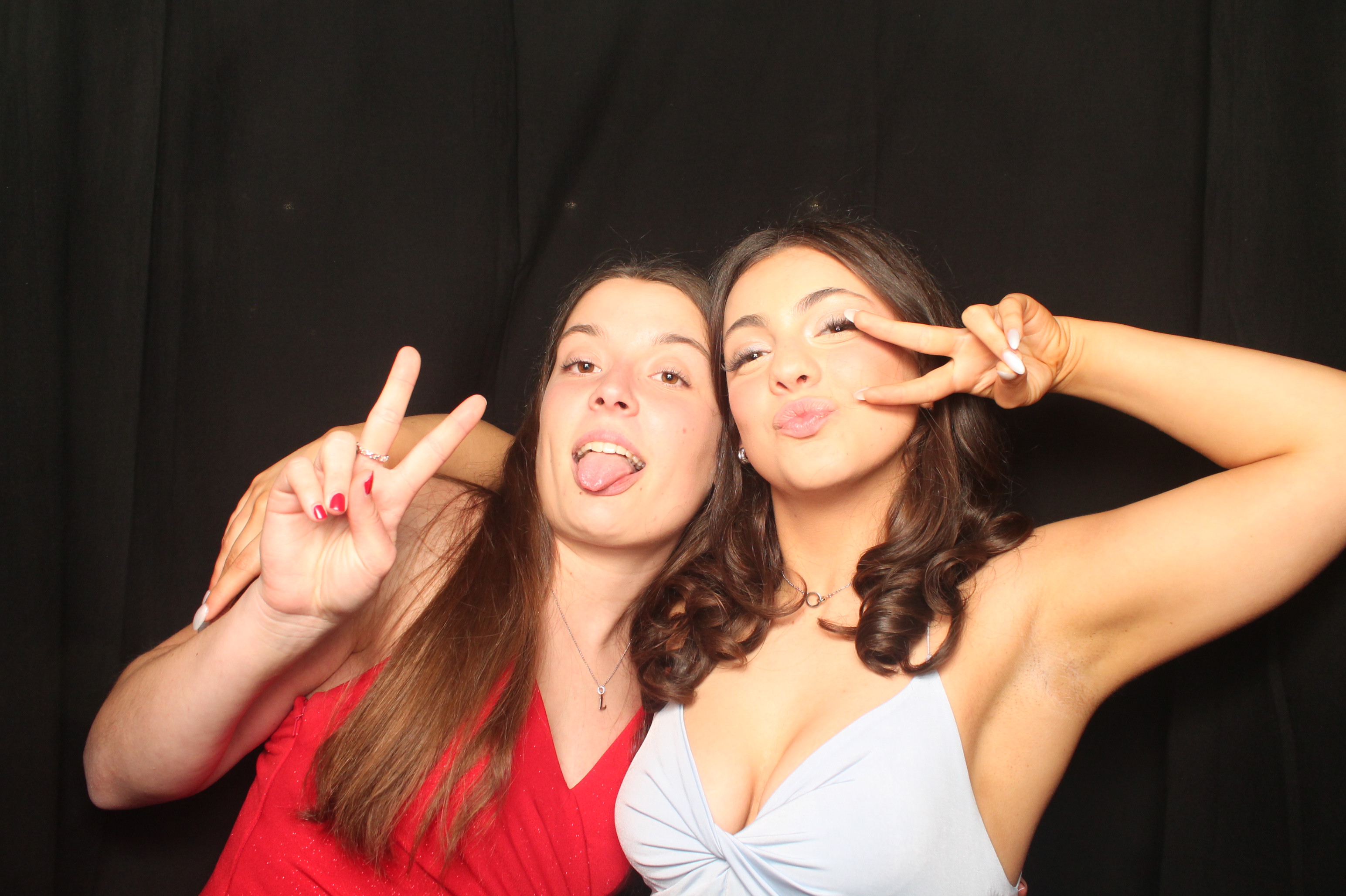 Hutt Valley High School Ball - Booth One | View more photos from the event at wgtngallery.classicphotobooths.co.nz/u/wgtncpbgallery/Hutt-Valley-High-School-Ball-Booth-One