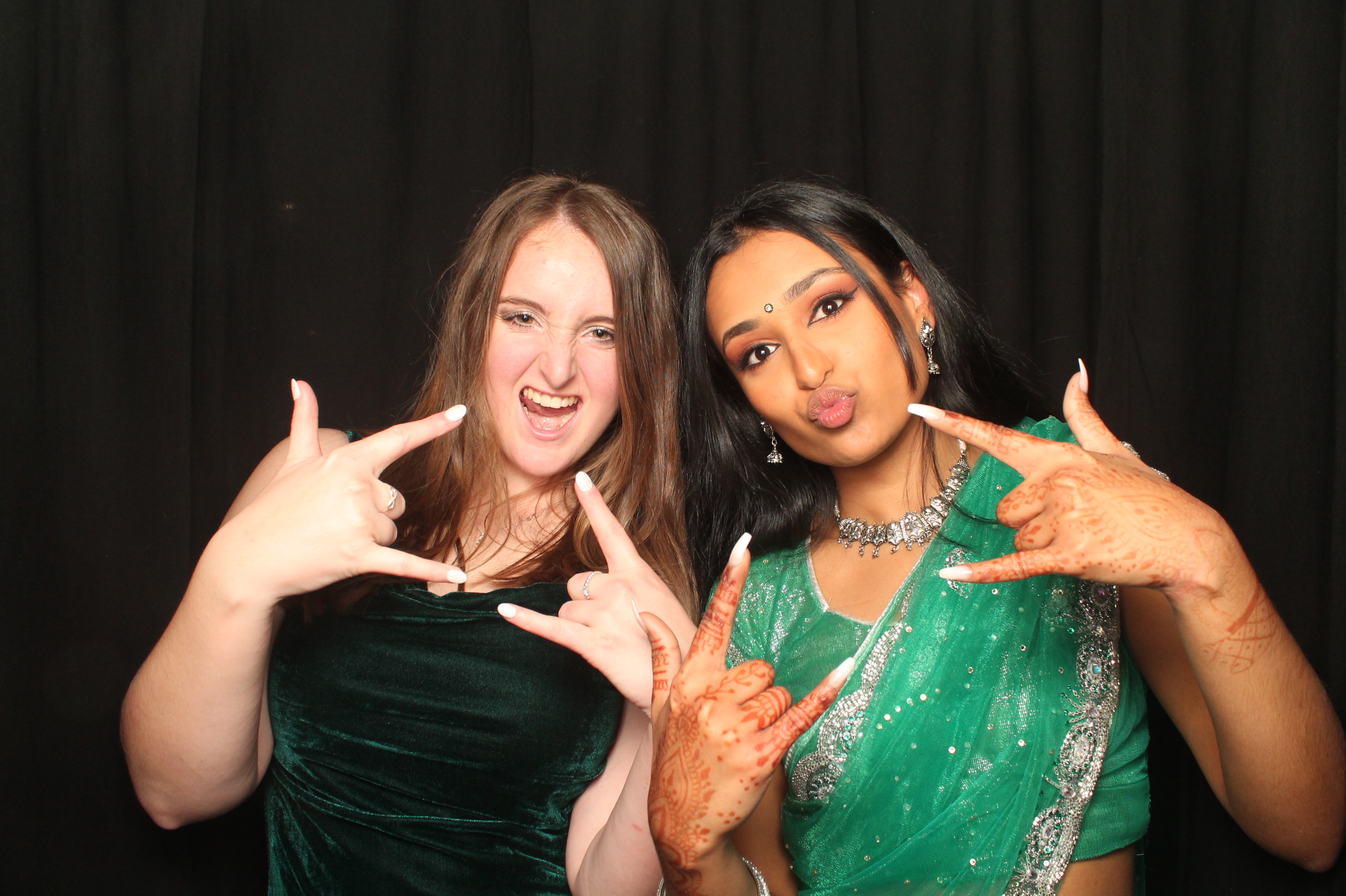 Hutt Valley High School Ball - Booth One | View more photos from the event at wgtngallery.classicphotobooths.co.nz/u/wgtncpbgallery/Hutt-Valley-High-School-Ball-Booth-One