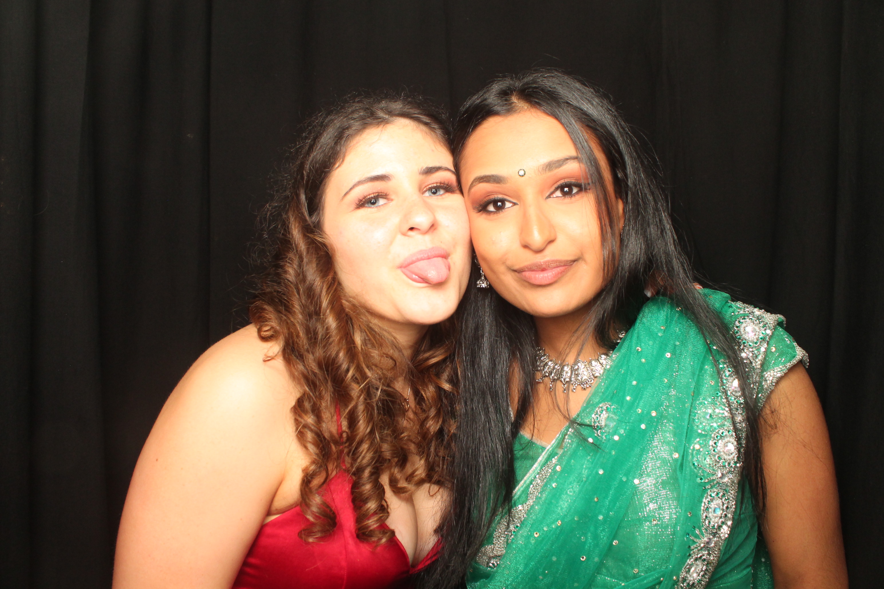 Hutt Valley High School Ball - Booth One | View more photos from the event at wgtngallery.classicphotobooths.co.nz/u/wgtncpbgallery/Hutt-Valley-High-School-Ball-Booth-One