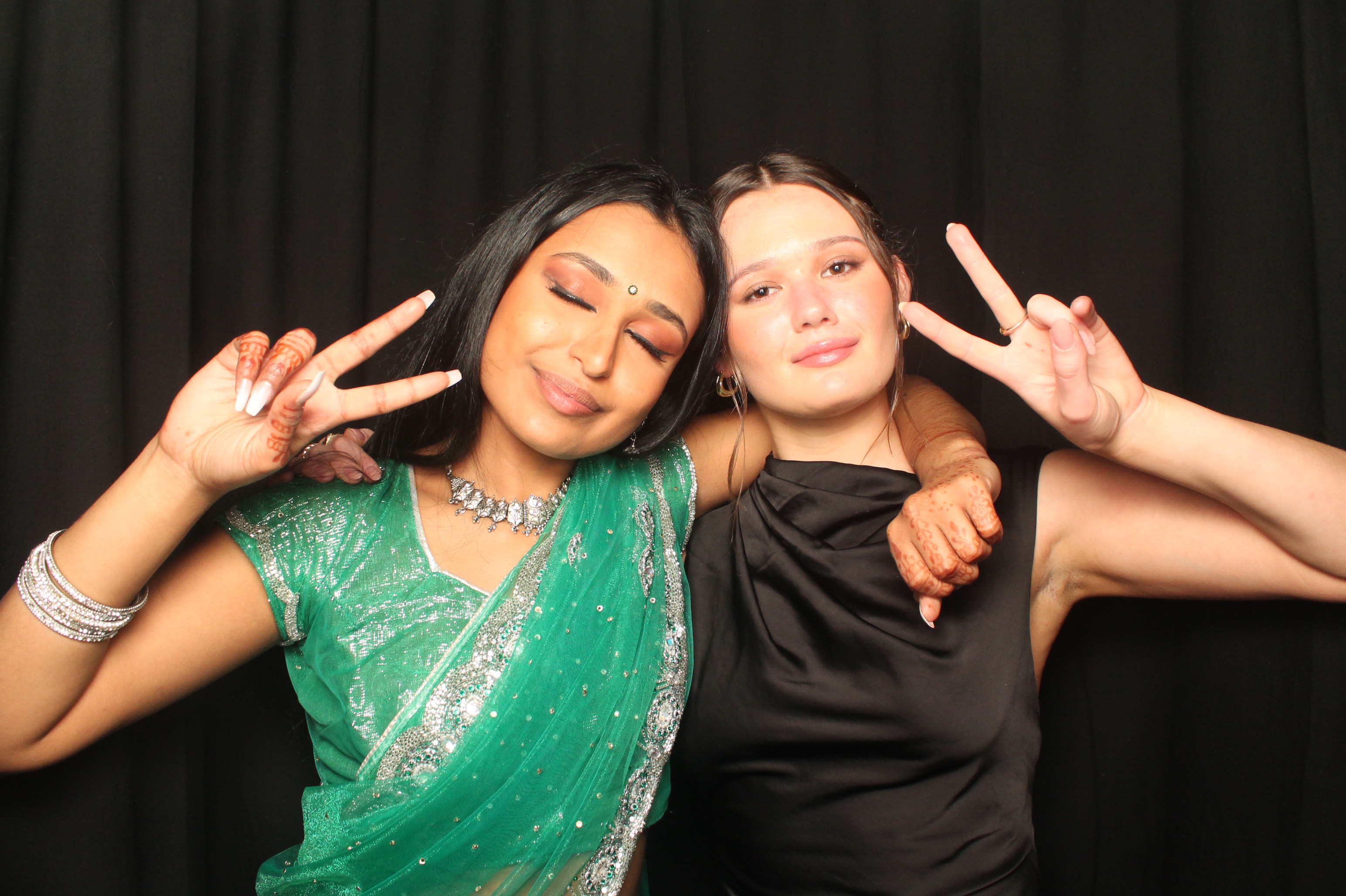 Hutt Valley High School Ball - Booth One | View more photos from the event at wgtngallery.classicphotobooths.co.nz/u/wgtncpbgallery/Hutt-Valley-High-School-Ball-Booth-One