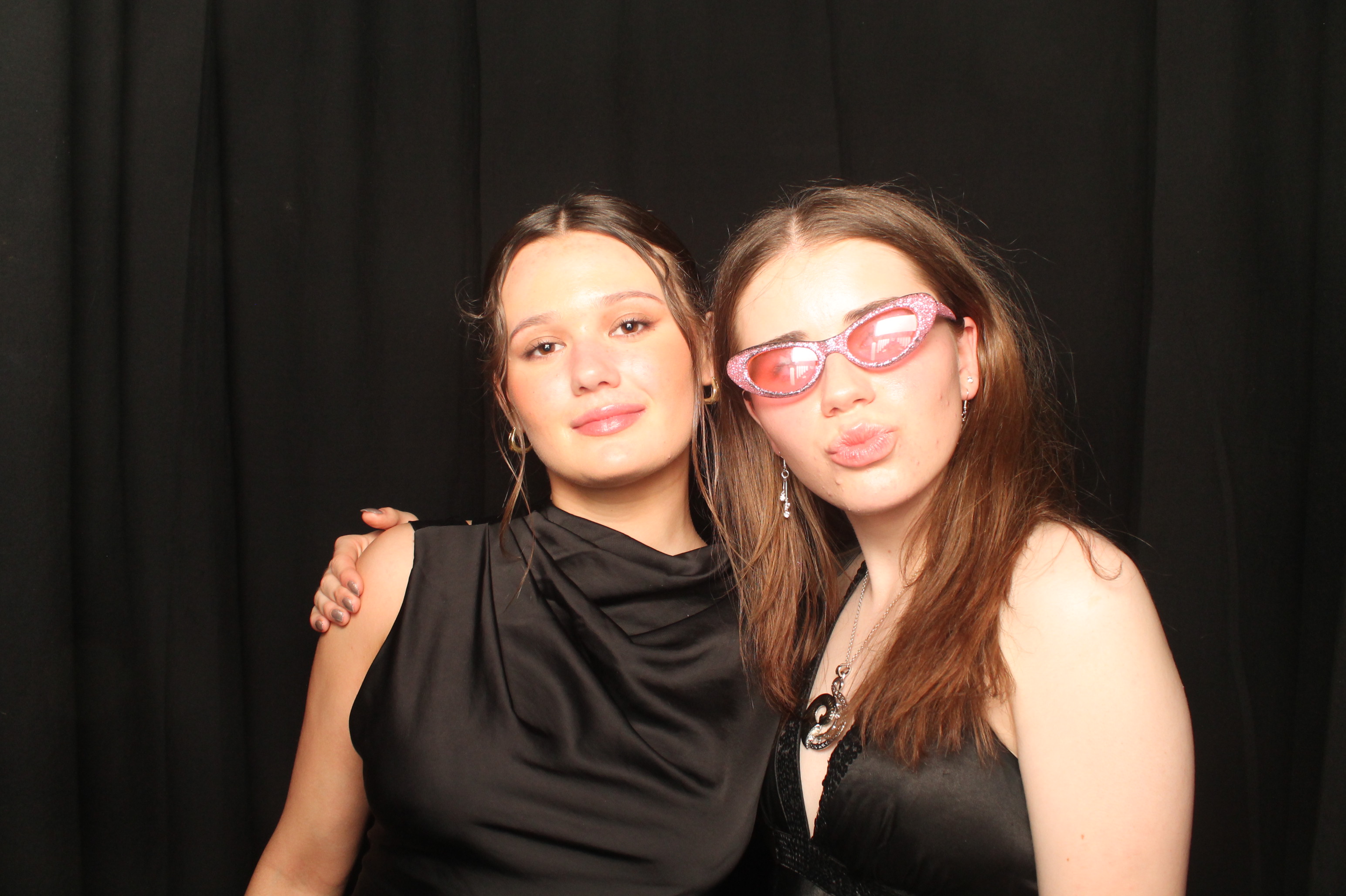 Hutt Valley High School Ball - Booth One | View more photos from the event at wgtngallery.classicphotobooths.co.nz/u/wgtncpbgallery/Hutt-Valley-High-School-Ball-Booth-One