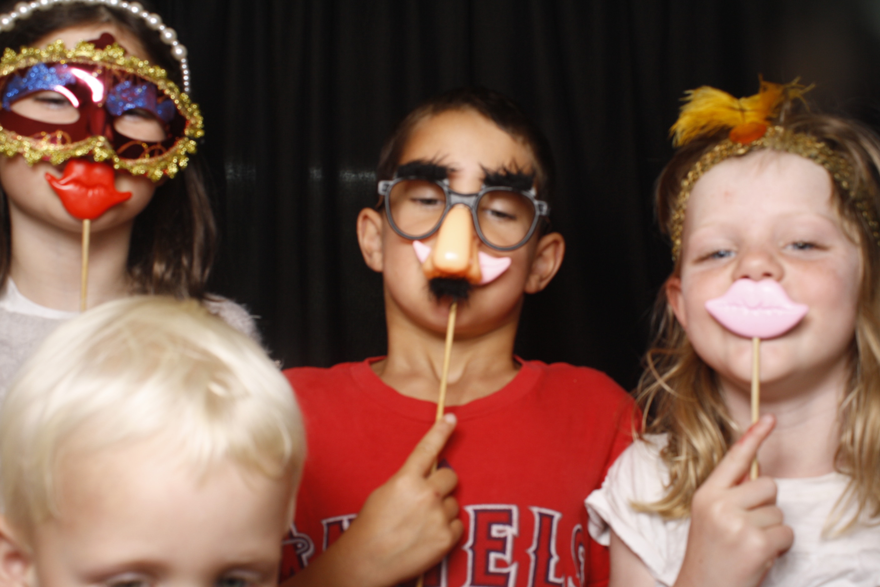 Huxford Wedding (After Midnight) | View more photos from the event at wgtngallery.classicphotobooths.co.nz/u/wgtncpbgallery/Huxford-Wedding-After-Midnight