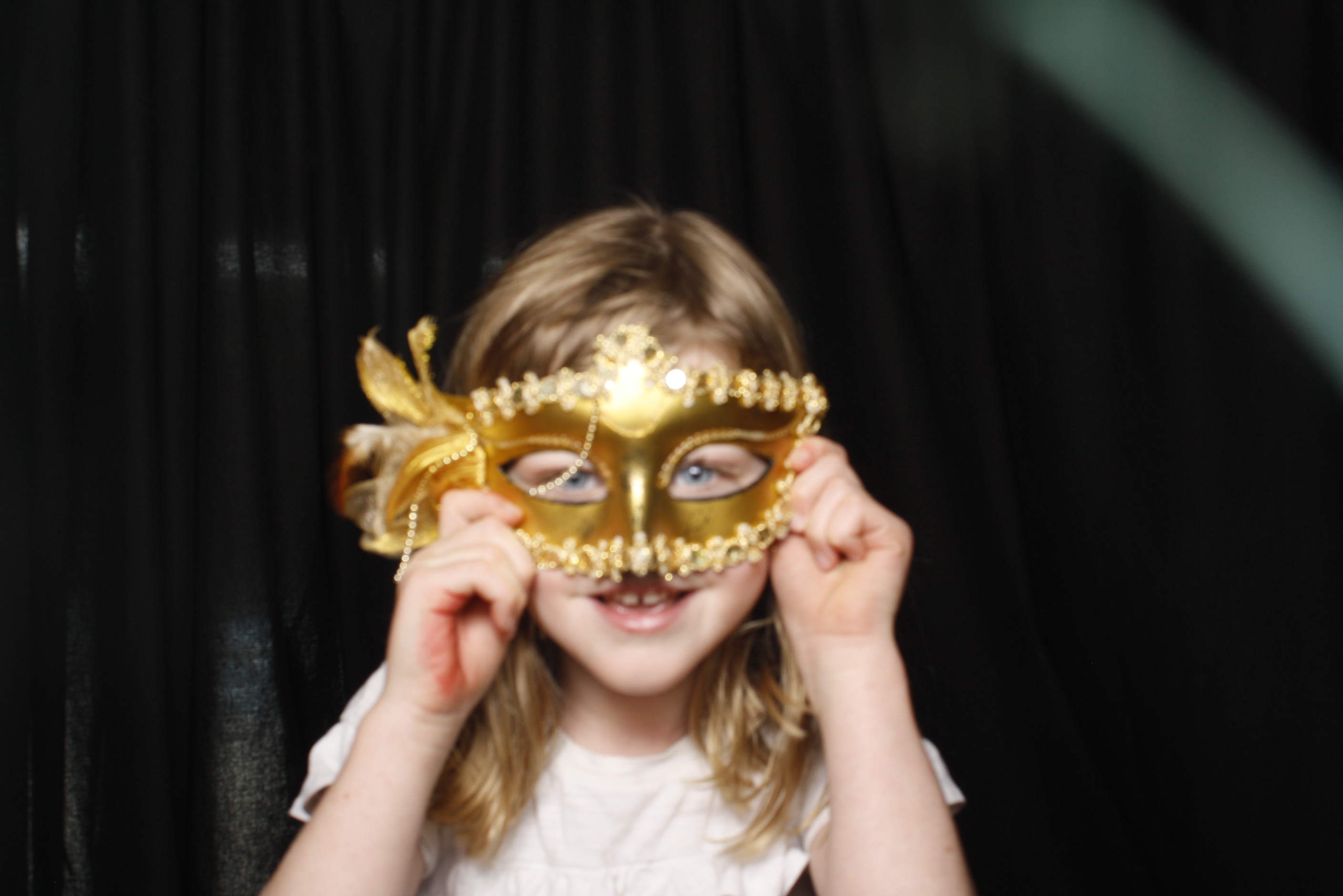 Huxford Wedding (After Midnight) | View more photos from the event at wgtngallery.classicphotobooths.co.nz/u/wgtncpbgallery/Huxford-Wedding-After-Midnight