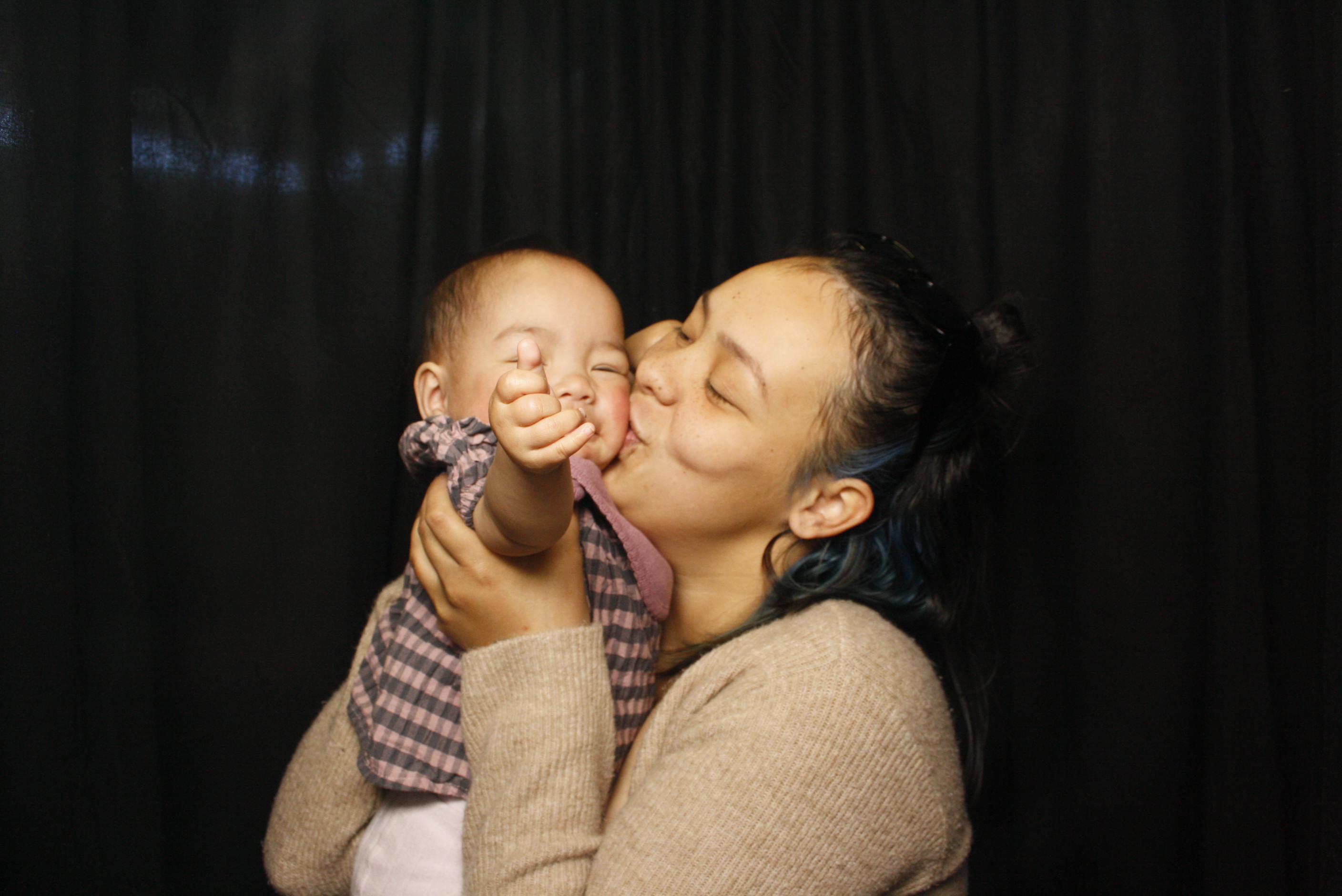 Kitana-Lee's 5th Birthday Party | View more photos from the event at wgtngallery.classicphotobooths.co.nz/u/wgtncpbgallery/Kitana-Lees-5th-Birthday-Party