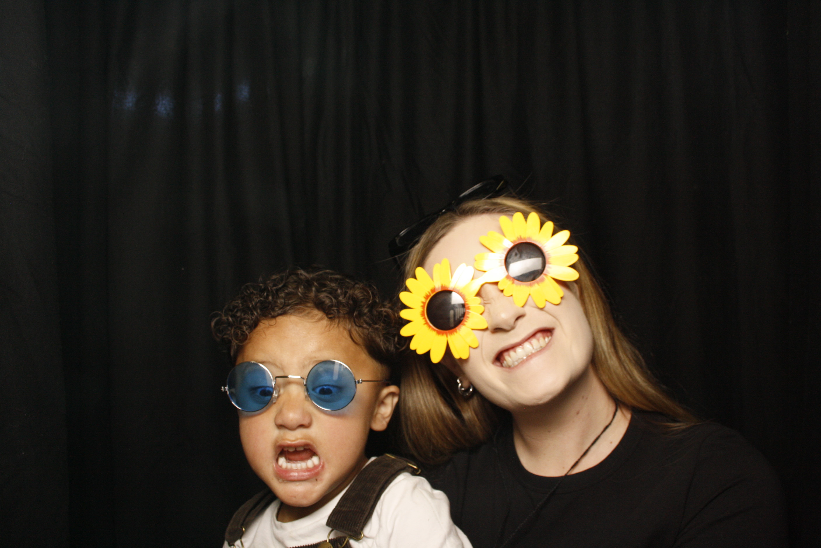 Kitana-Lee's 5th Birthday Party | View more photos from the event at wgtngallery.classicphotobooths.co.nz/u/wgtncpbgallery/Kitana-Lees-5th-Birthday-Party