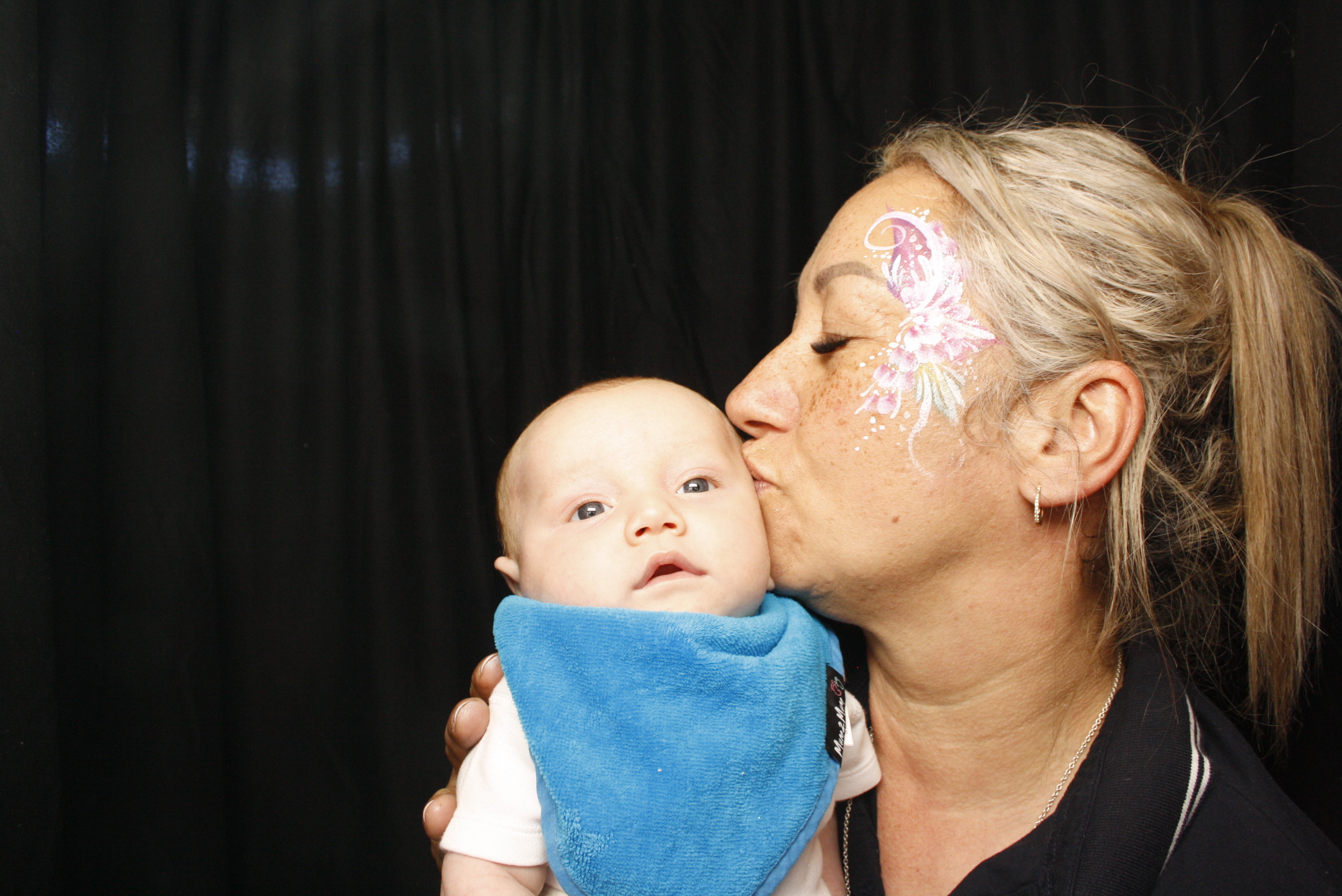 Kitana-Lee's 5th Birthday Party | View more photos from the event at wgtngallery.classicphotobooths.co.nz/u/wgtncpbgallery/Kitana-Lees-5th-Birthday-Party