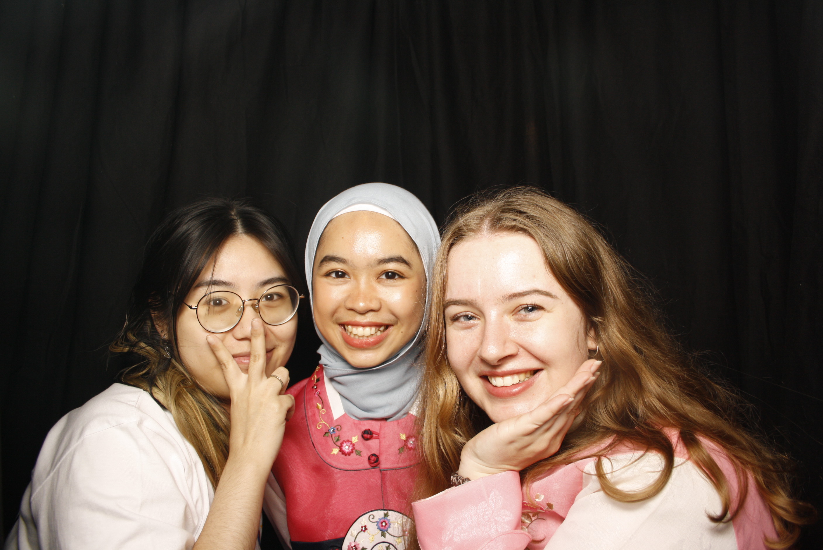 Korean Cultural Festival 2023 | View more photos from the event at wgtngallery.classicphotobooths.co.nz/u/wgtncpbgallery/Korean-Cultural-Festival-2023