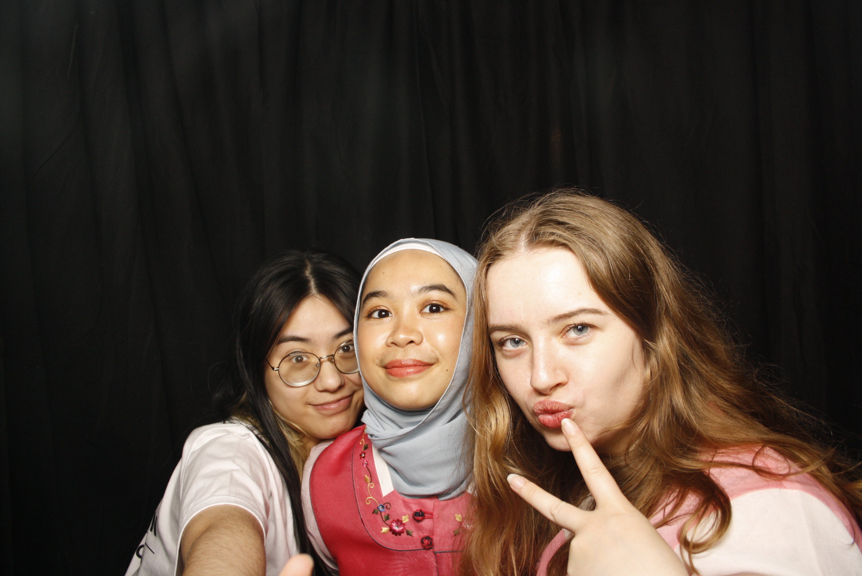 Korean Cultural Festival 2023 | View more photos from the event at wgtngallery.classicphotobooths.co.nz/u/wgtncpbgallery/Korean-Cultural-Festival-2023