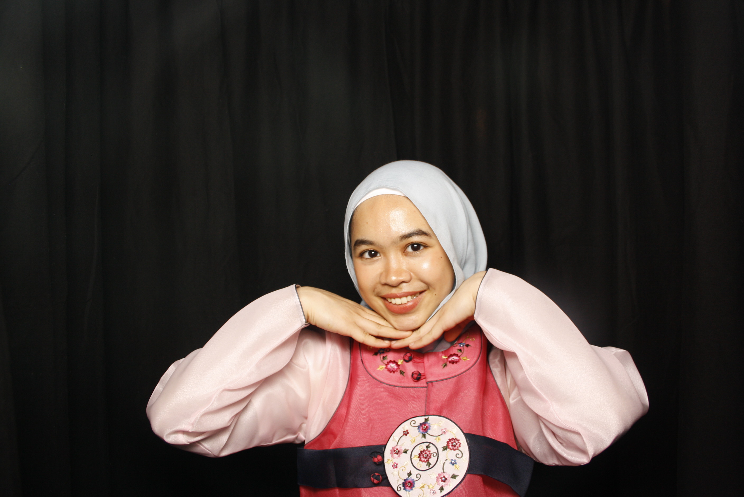 Korean Cultural Festival 2023 | View more photos from the event at wgtngallery.classicphotobooths.co.nz/u/wgtncpbgallery/Korean-Cultural-Festival-2023