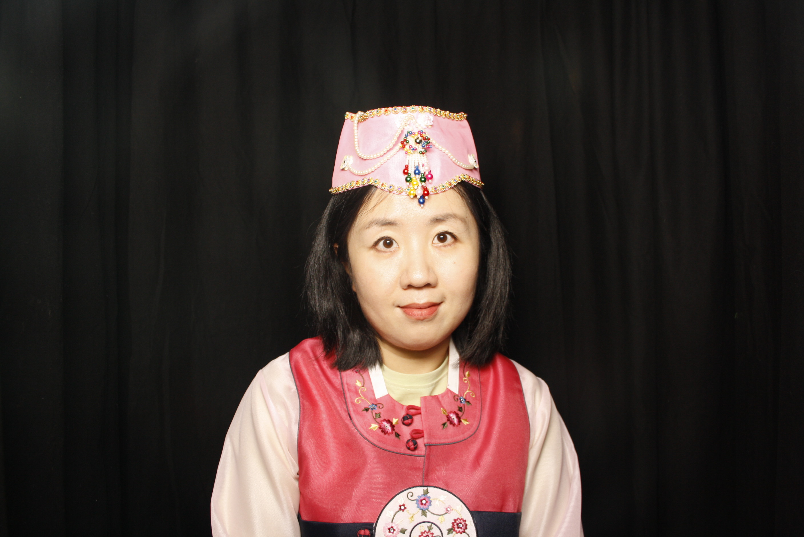 Korean Cultural Festival 2023 | View more photos from the event at wgtngallery.classicphotobooths.co.nz/u/wgtncpbgallery/Korean-Cultural-Festival-2023