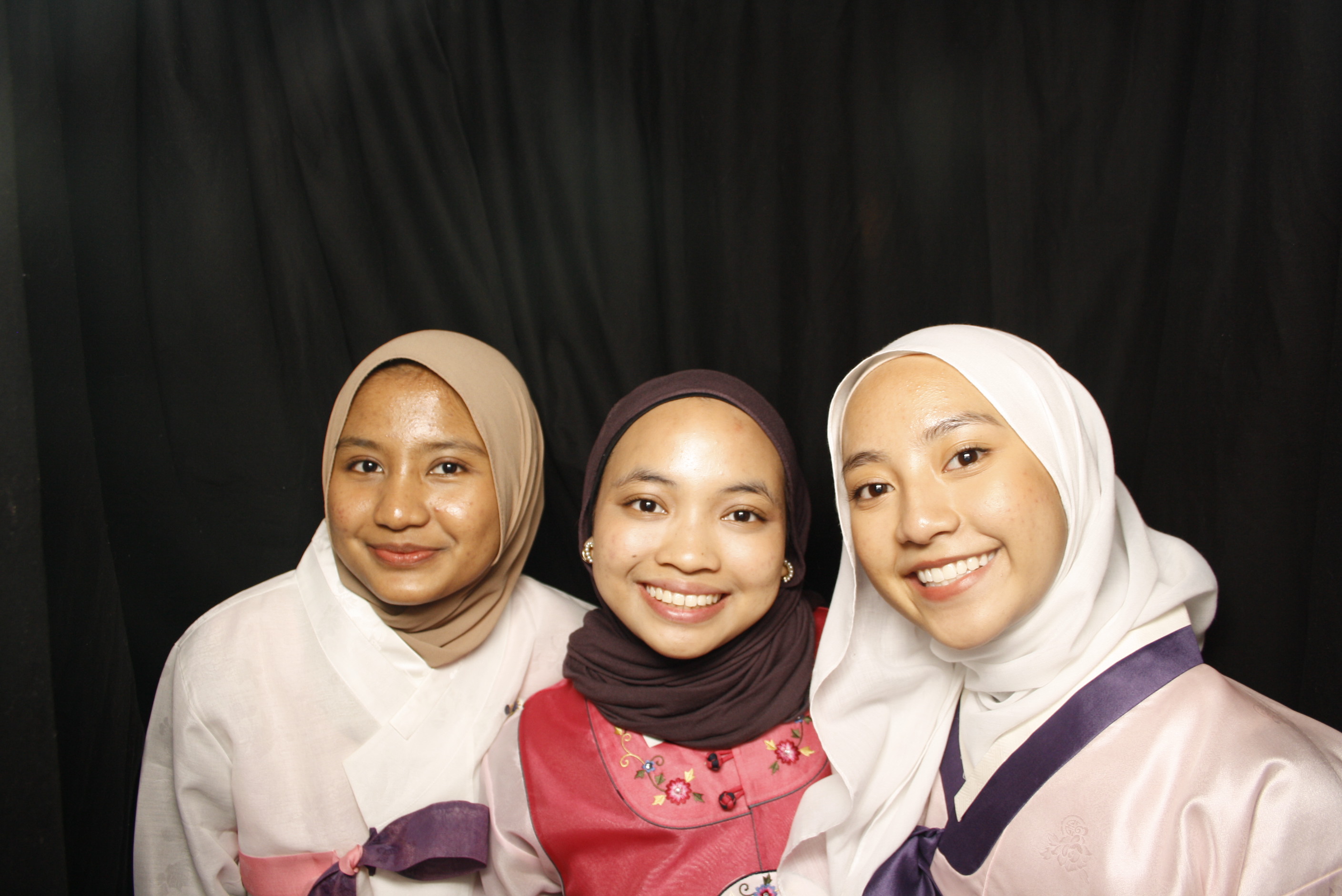 Korean Cultural Festival 2023 | View more photos from the event at wgtngallery.classicphotobooths.co.nz/u/wgtncpbgallery/Korean-Cultural-Festival-2023