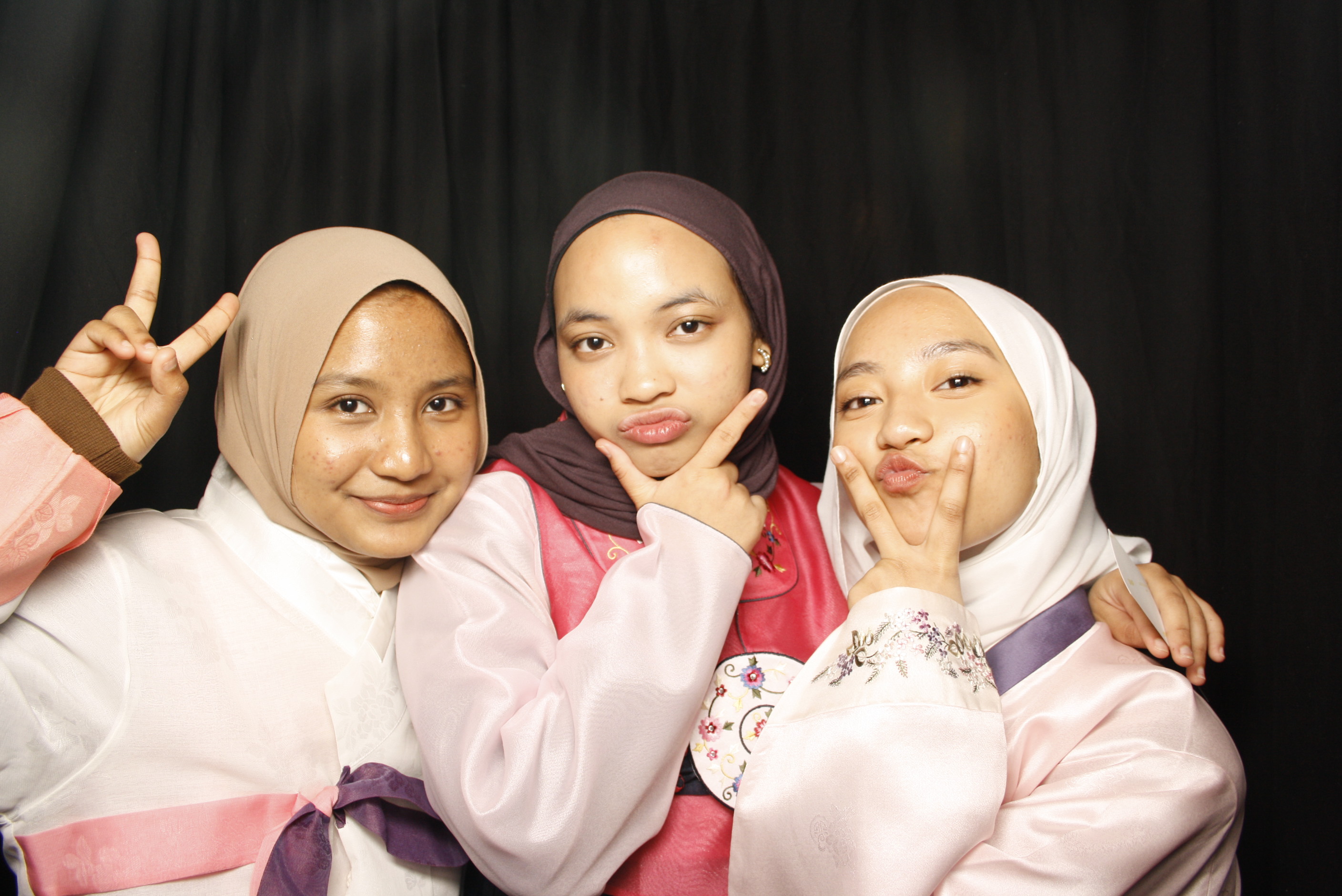 Korean Cultural Festival 2023 | View more photos from the event at wgtngallery.classicphotobooths.co.nz/u/wgtncpbgallery/Korean-Cultural-Festival-2023