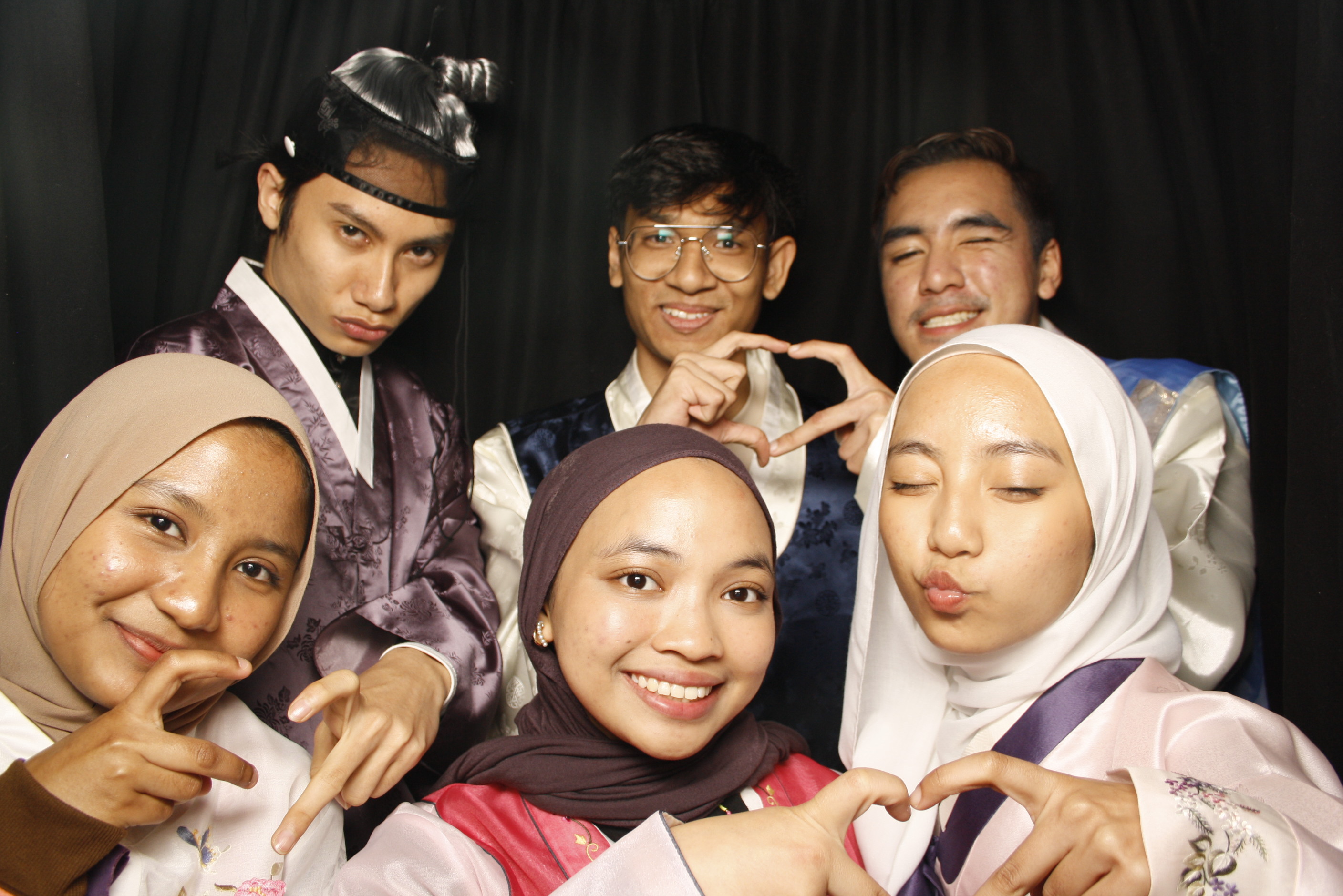 Korean Cultural Festival 2023 | View more photos from the event at wgtngallery.classicphotobooths.co.nz/u/wgtncpbgallery/Korean-Cultural-Festival-2023