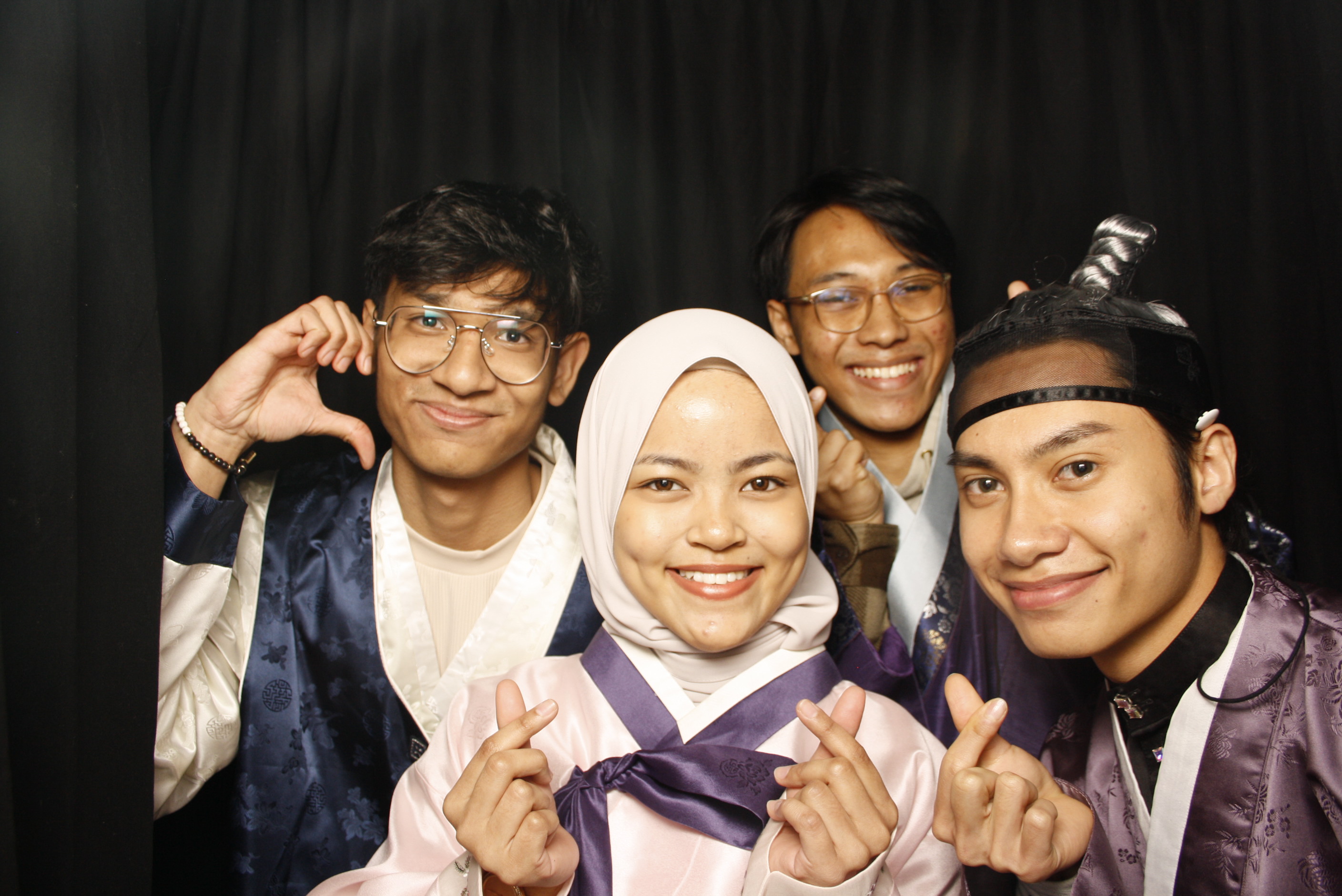 Korean Cultural Festival 2023 | View more photos from the event at wgtngallery.classicphotobooths.co.nz/u/wgtncpbgallery/Korean-Cultural-Festival-2023