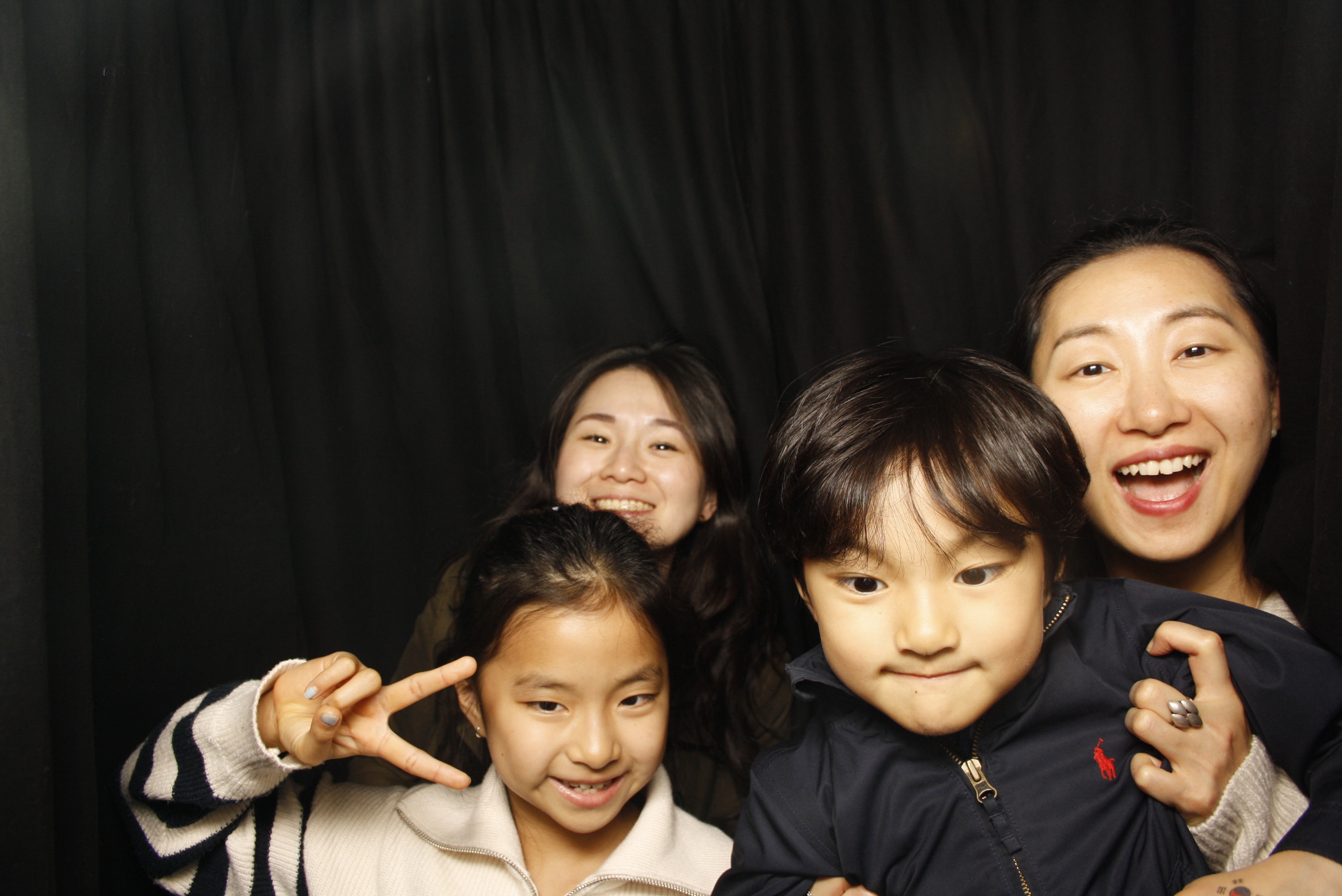 Korean Cultural Festival 2023 | View more photos from the event at wgtngallery.classicphotobooths.co.nz/u/wgtncpbgallery/Korean-Cultural-Festival-2023