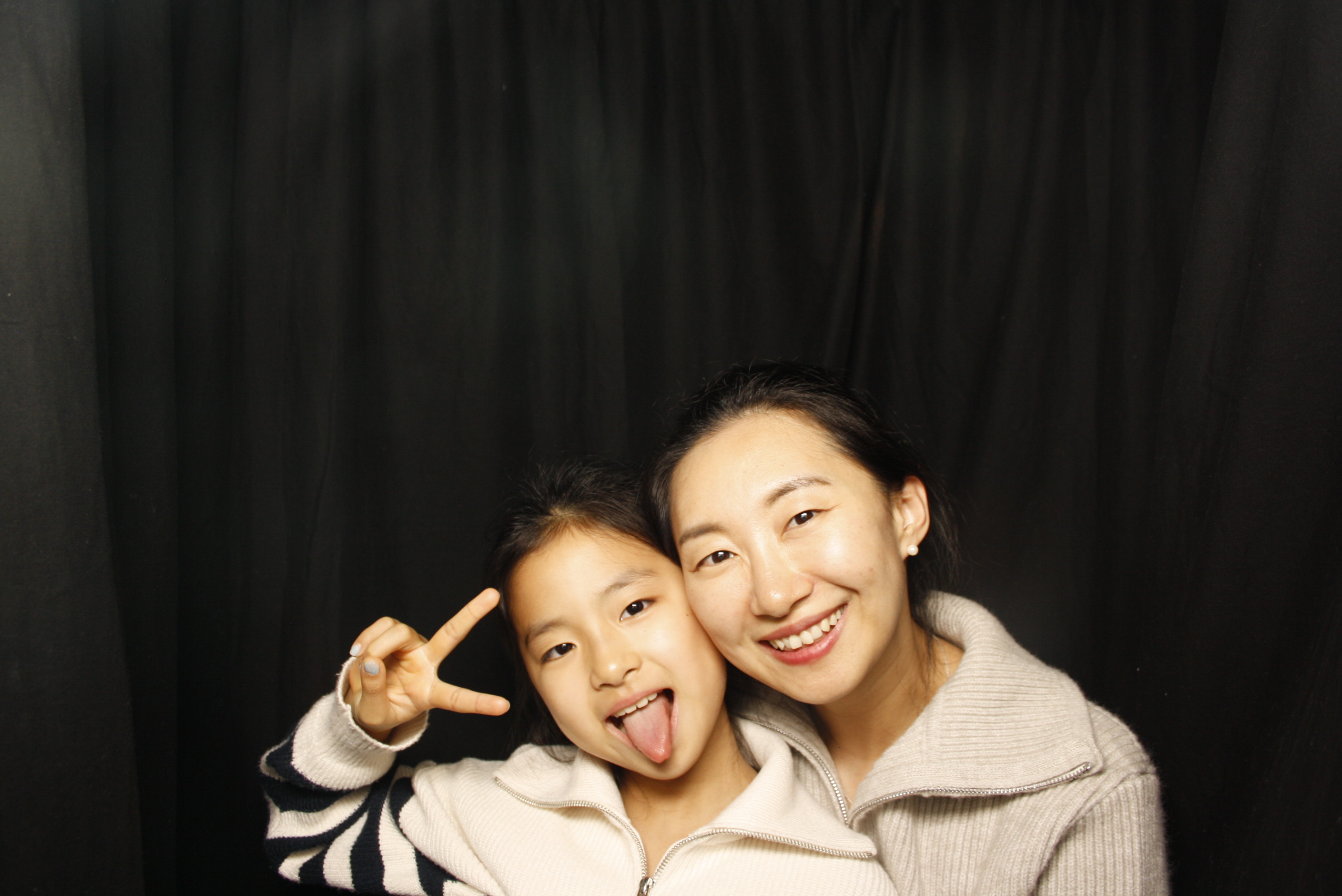 Korean Cultural Festival 2023 | View more photos from the event at wgtngallery.classicphotobooths.co.nz/u/wgtncpbgallery/Korean-Cultural-Festival-2023