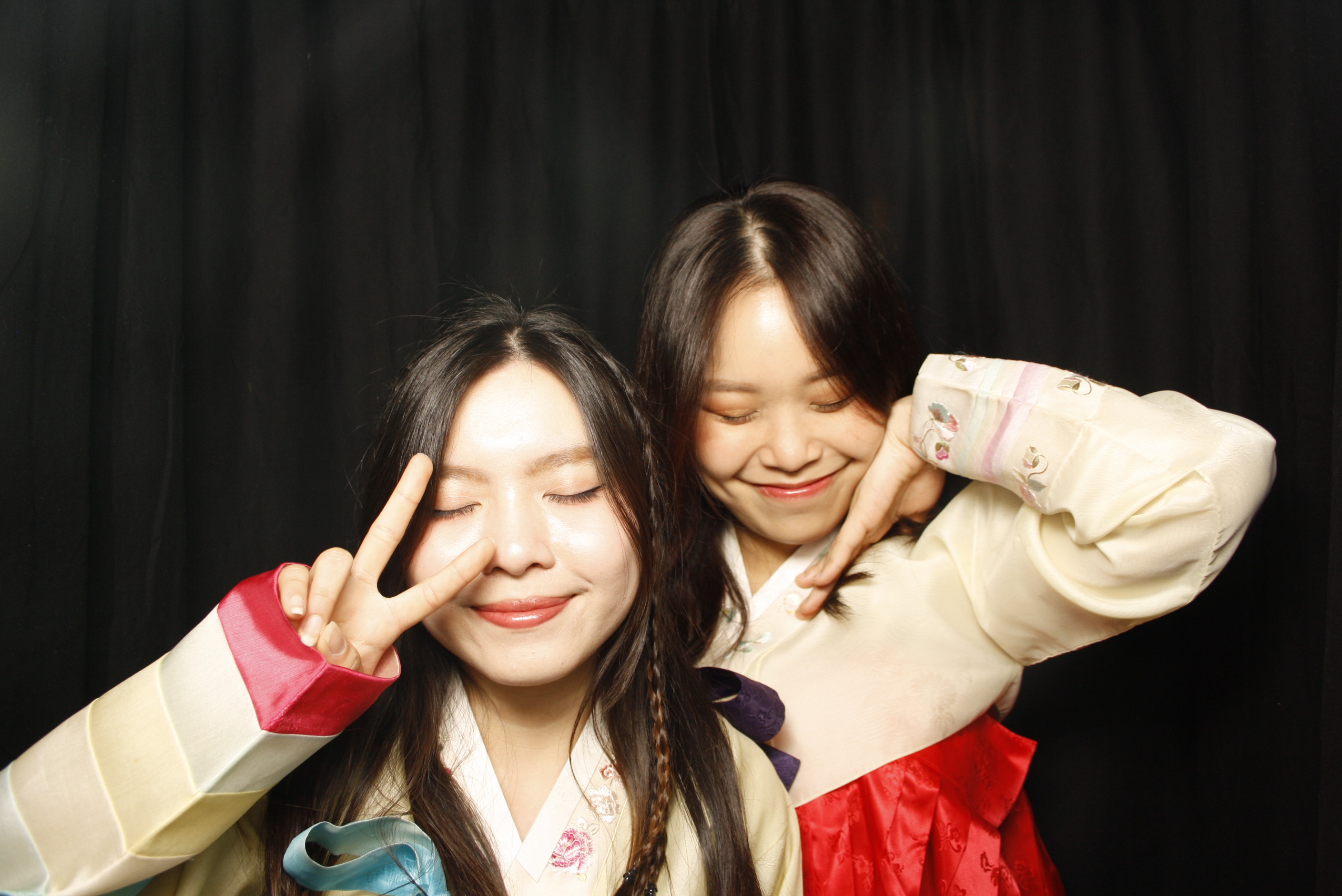 Korean Cultural Festival 2023 | View more photos from the event at wgtngallery.classicphotobooths.co.nz/u/wgtncpbgallery/Korean-Cultural-Festival-2023