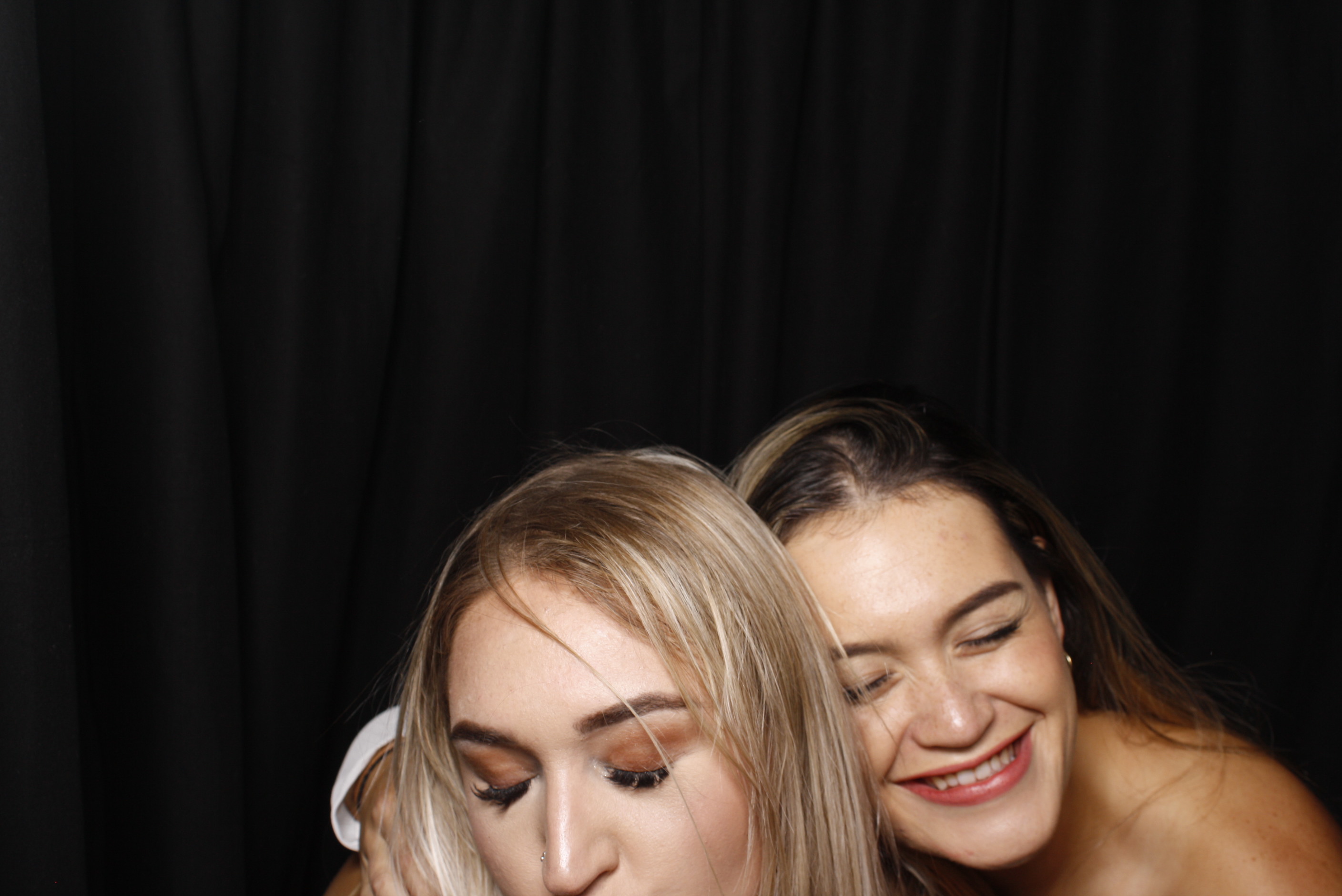 Kurt's 50th (After Midnight!) | View more photos from the event at wgtngallery.classicphotobooths.co.nz/u/wgtncpbgallery/Kurts-50th-After-Midnight