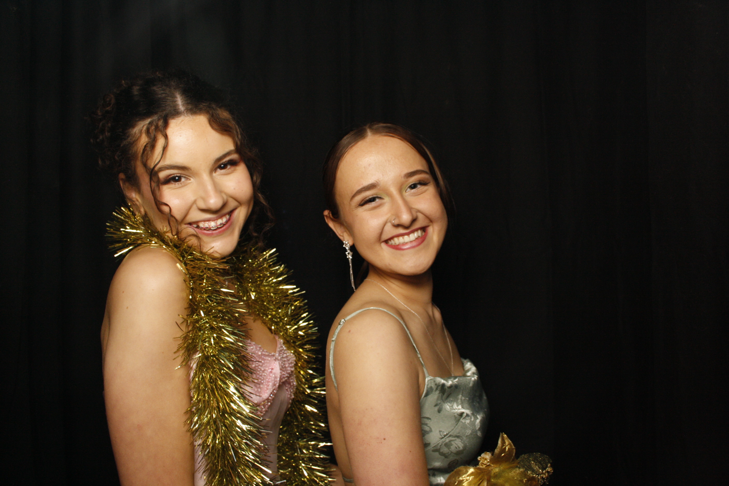 Solway College Ball | View more photos from the event at wgtngallery.classicphotobooths.co.nz/u/wgtncpbgallery/Solway-College-Ball