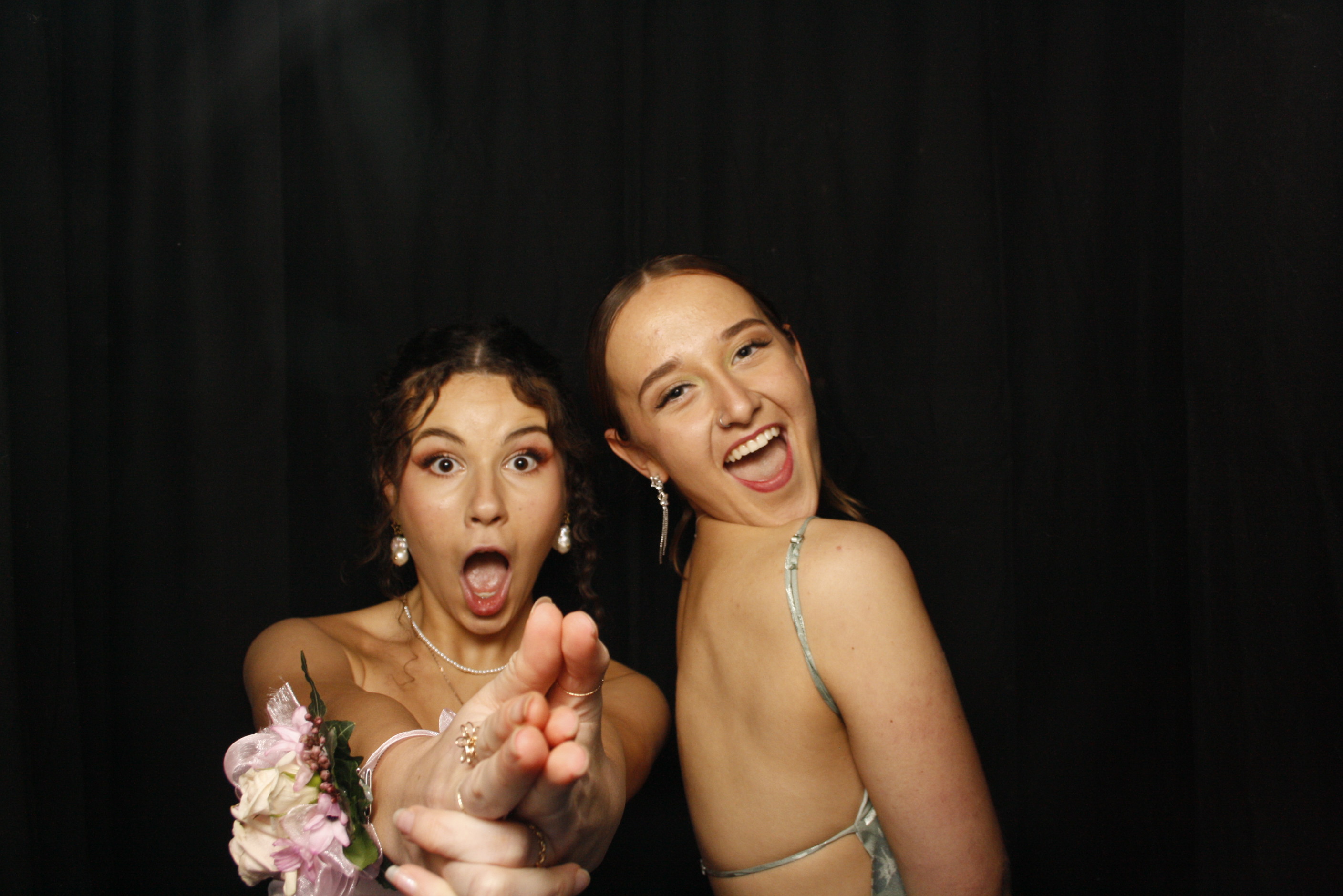 Solway College Ball | View more photos from the event at wgtngallery.classicphotobooths.co.nz/u/wgtncpbgallery/Solway-College-Ball