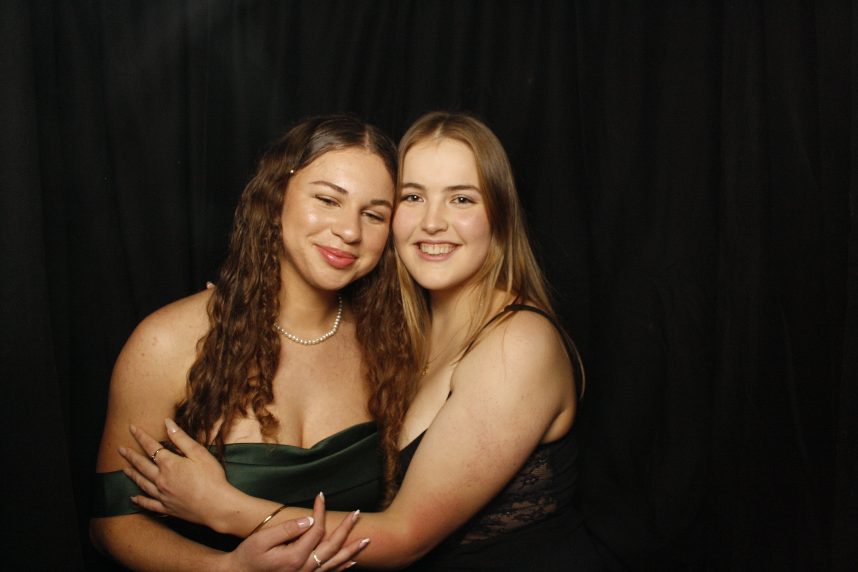 Solway College Ball | View more photos from the event at wgtngallery.classicphotobooths.co.nz/u/wgtncpbgallery/Solway-College-Ball