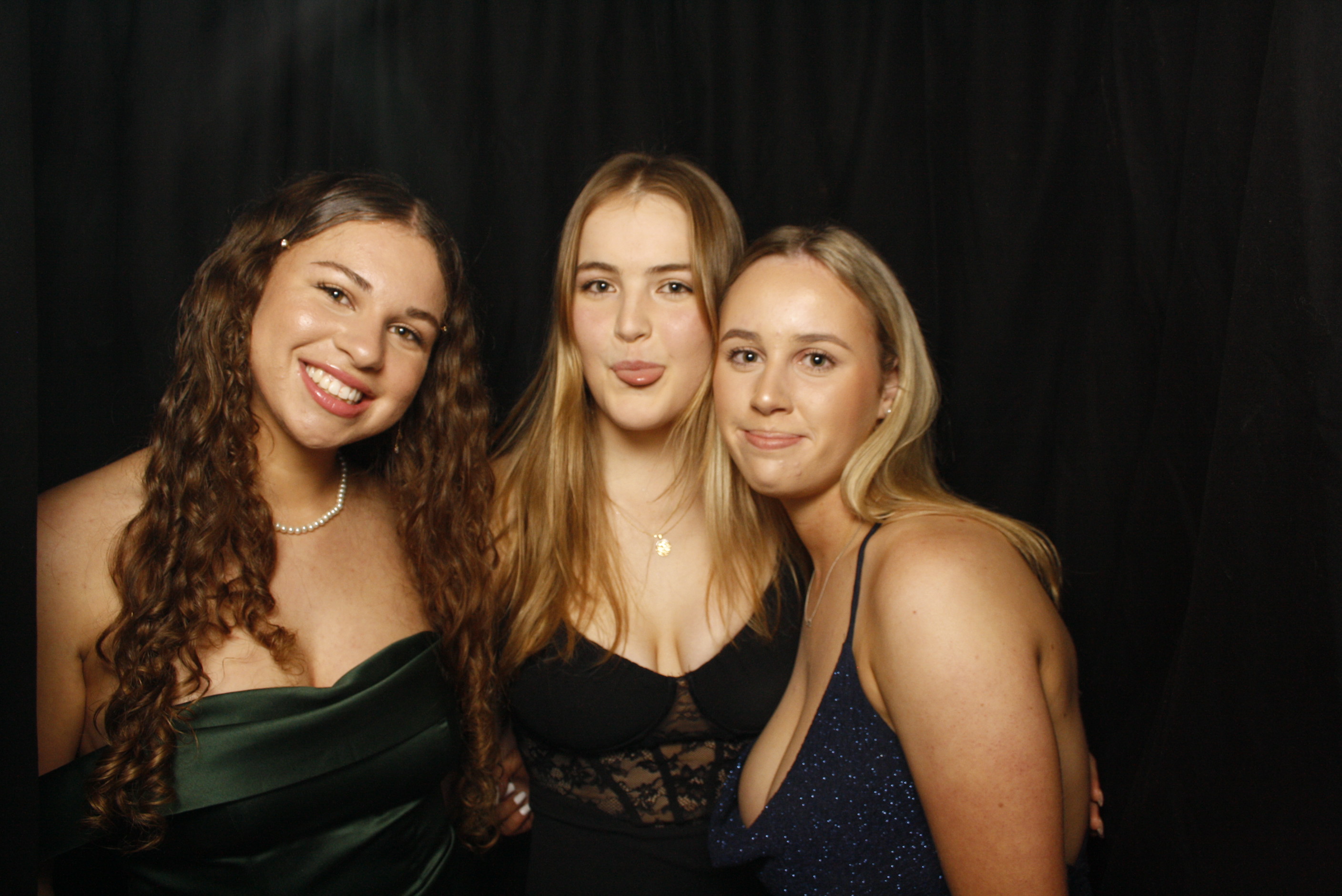 Solway College Ball | View more photos from the event at wgtngallery.classicphotobooths.co.nz/u/wgtncpbgallery/Solway-College-Ball