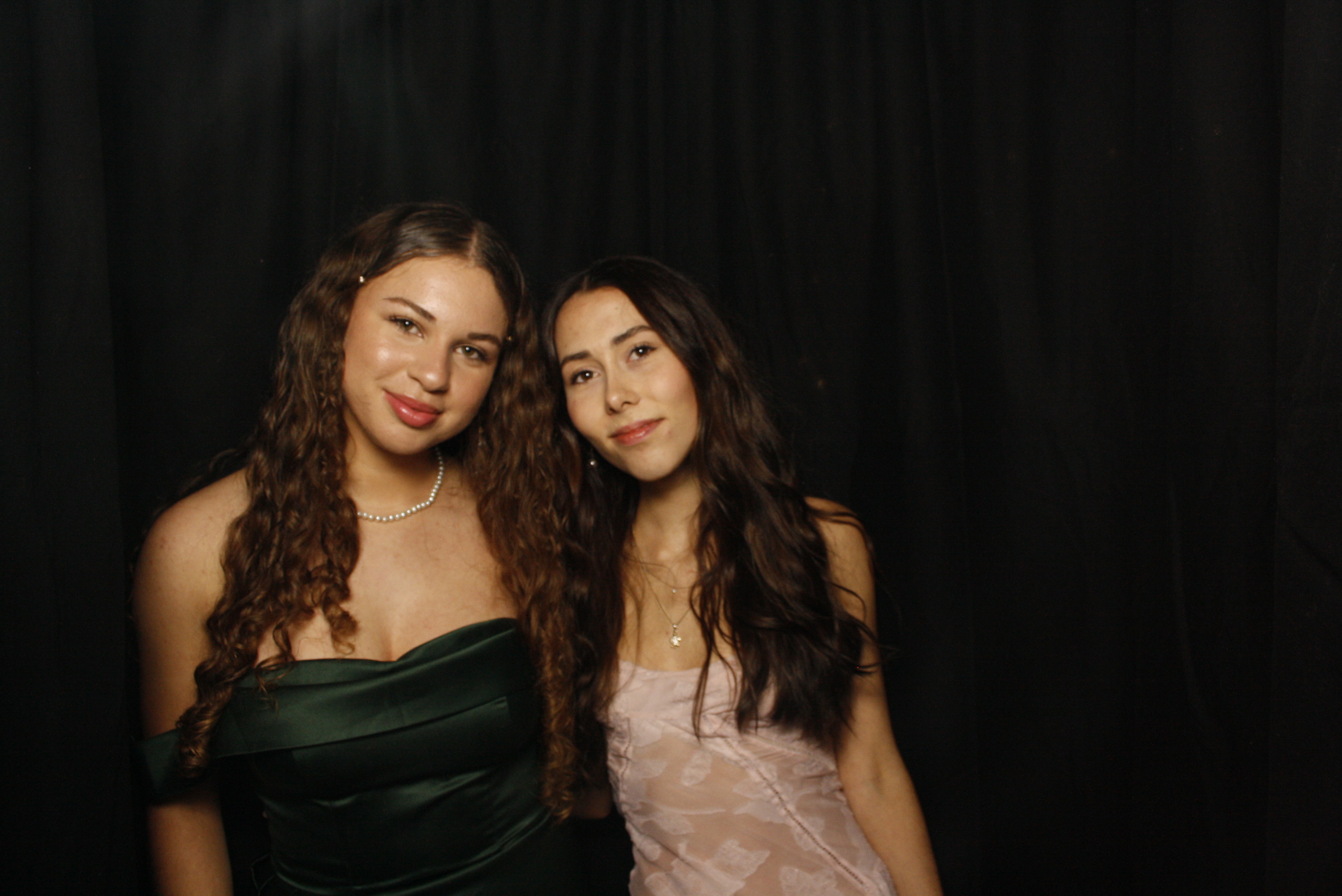 Solway College Ball | View more photos from the event at wgtngallery.classicphotobooths.co.nz/u/wgtncpbgallery/Solway-College-Ball