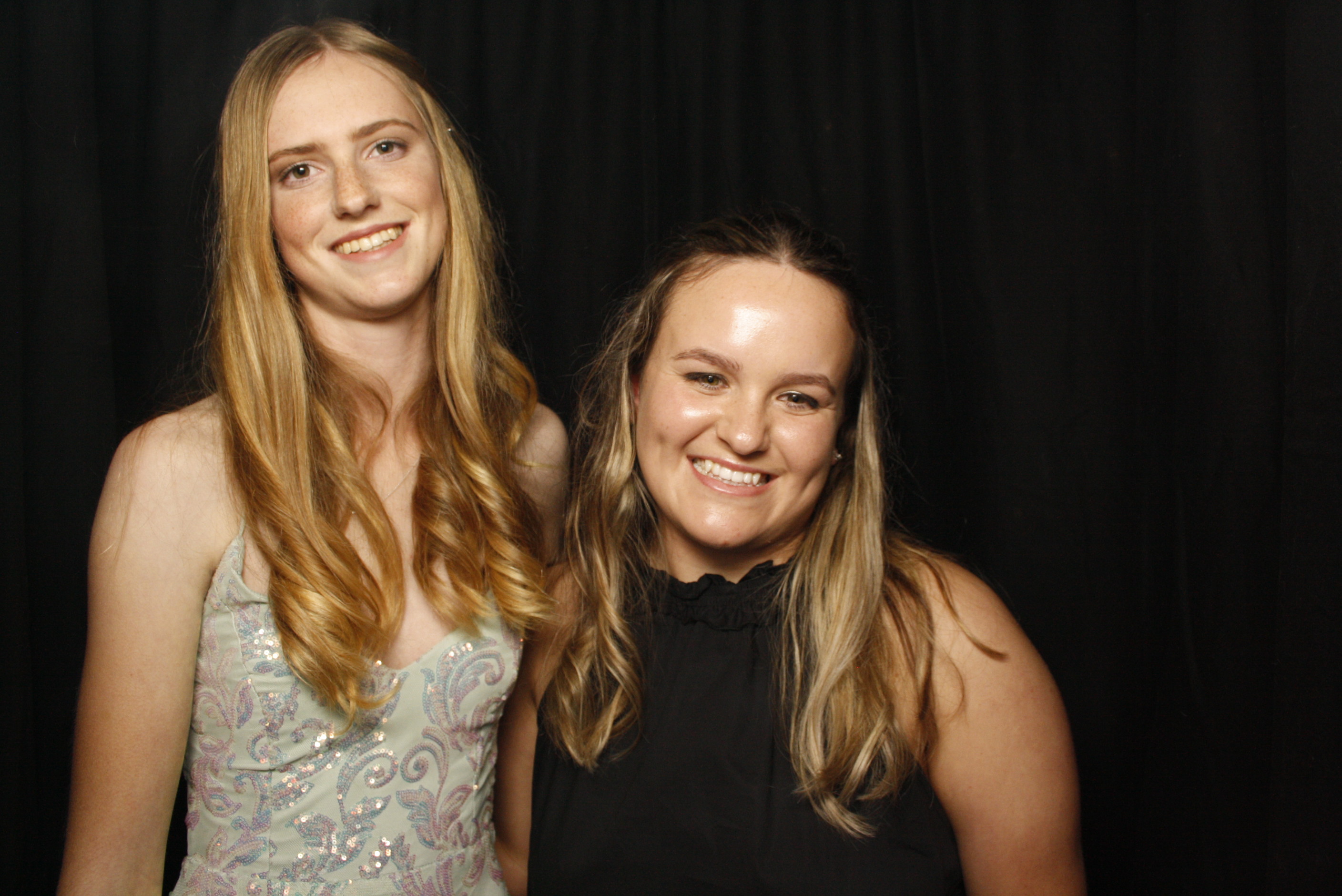 Solway College Ball | View more photos from the event at wgtngallery.classicphotobooths.co.nz/u/wgtncpbgallery/Solway-College-Ball