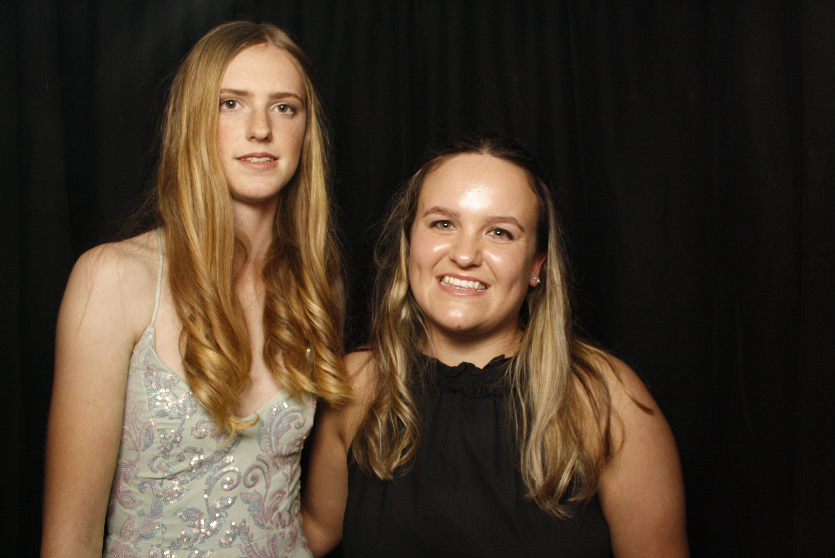 Solway College Ball | View more photos from the event at wgtngallery.classicphotobooths.co.nz/u/wgtncpbgallery/Solway-College-Ball