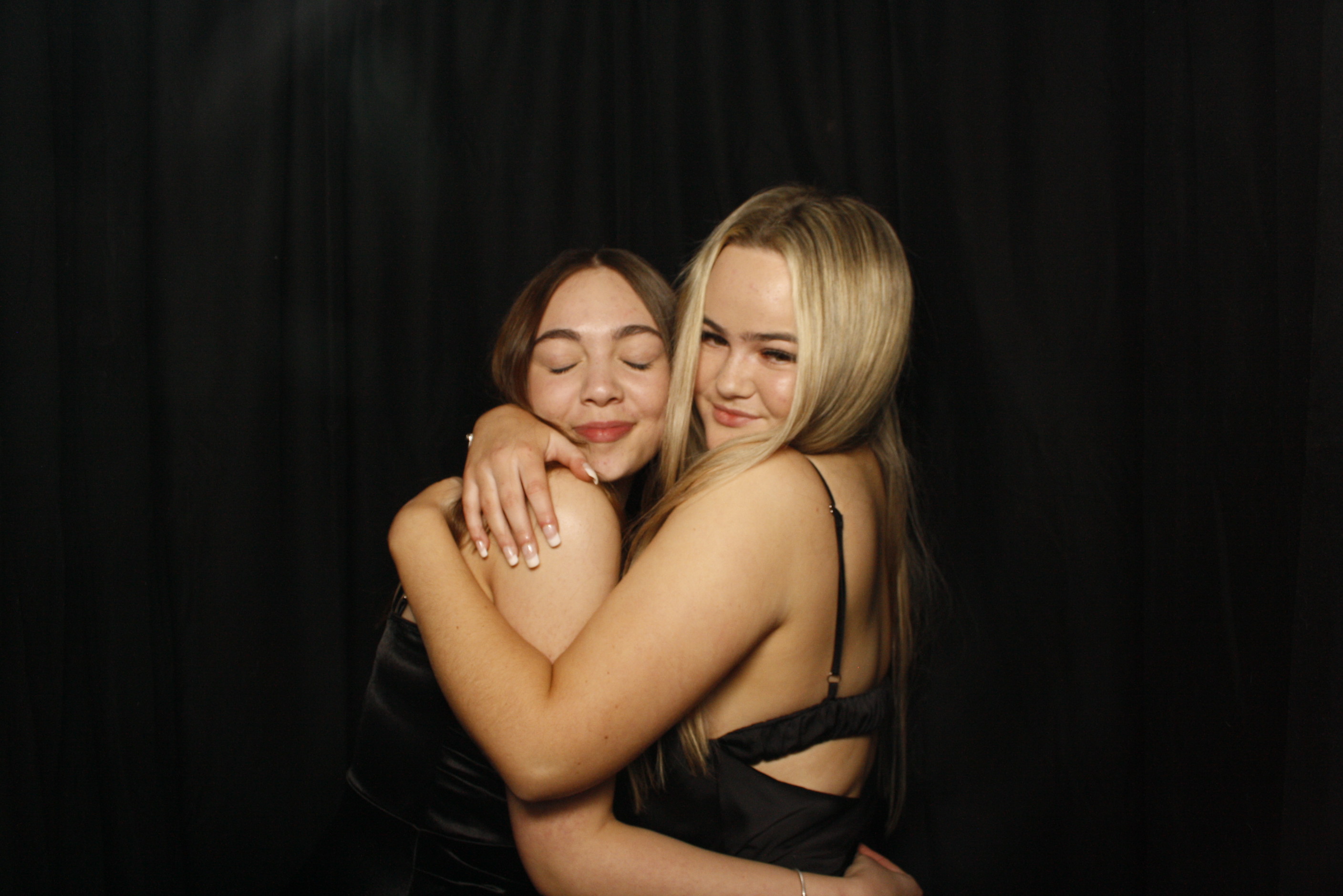 Solway College Ball | View more photos from the event at wgtngallery.classicphotobooths.co.nz/u/wgtncpbgallery/Solway-College-Ball