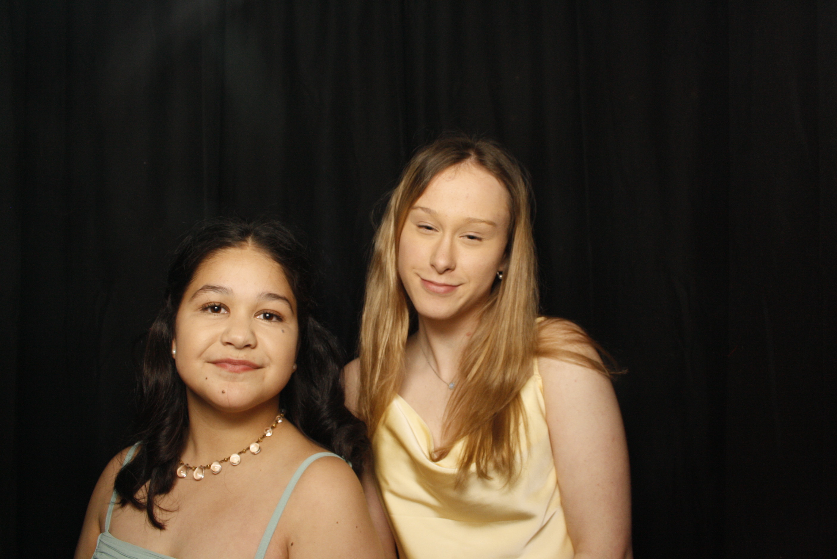 Solway College Ball | View more photos from the event at wgtngallery.classicphotobooths.co.nz/u/wgtncpbgallery/Solway-College-Ball