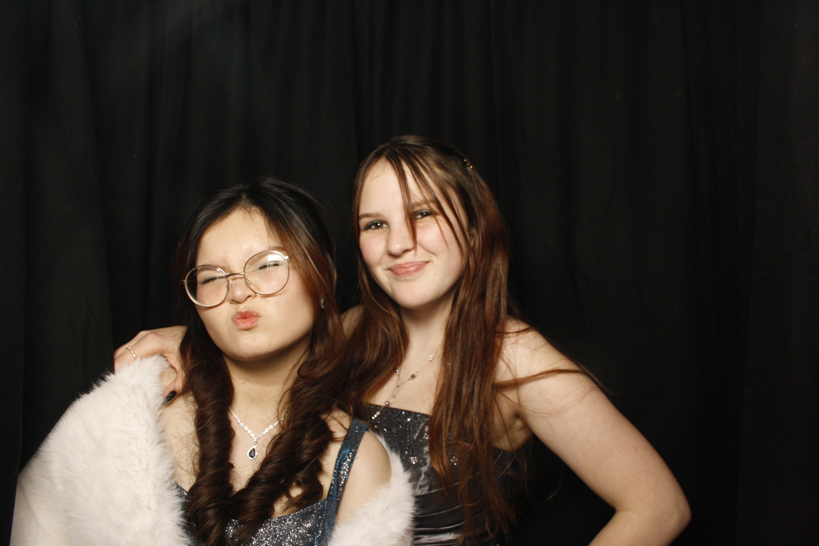 Solway College Ball | View more photos from the event at wgtngallery.classicphotobooths.co.nz/u/wgtncpbgallery/Solway-College-Ball