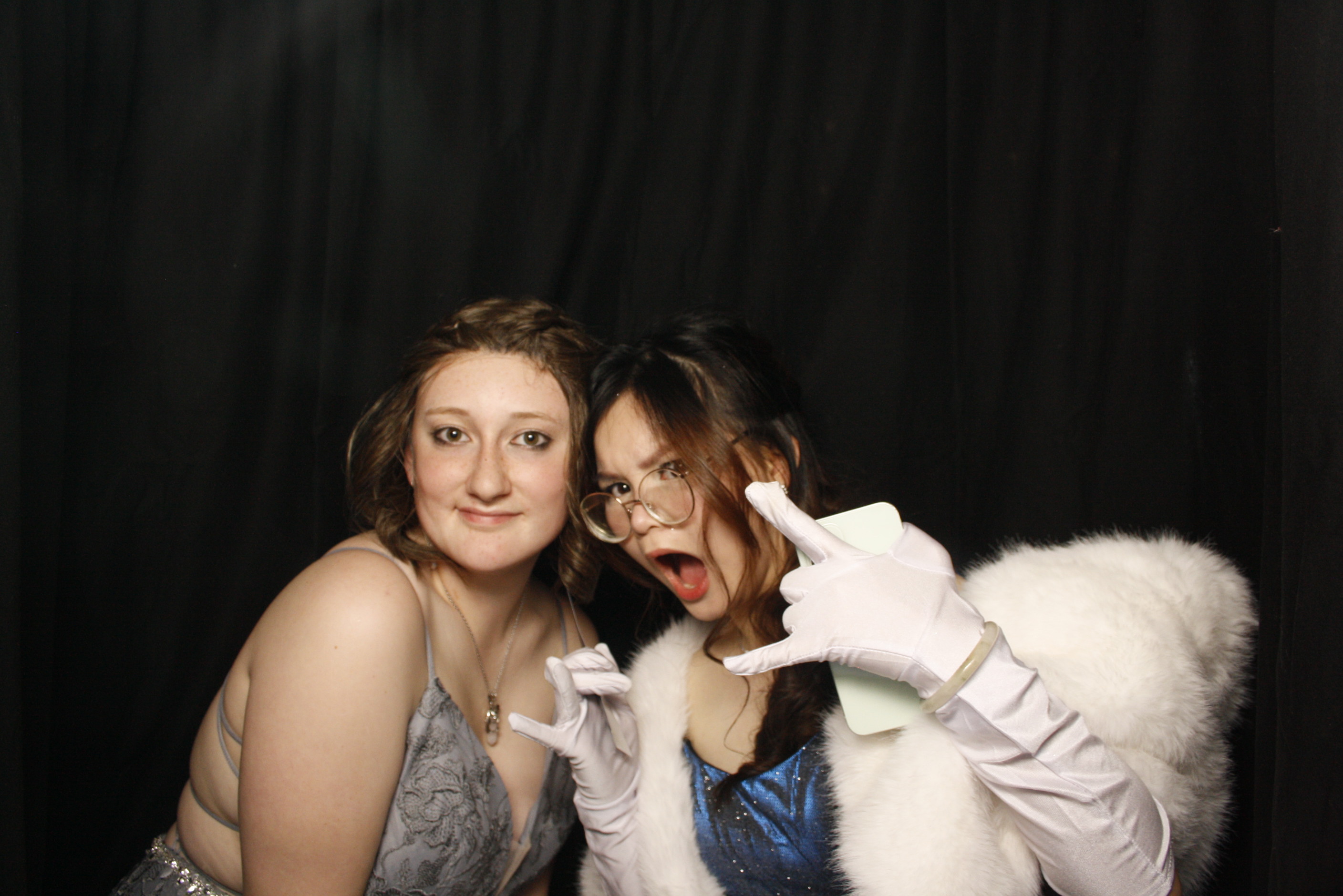 Solway College Ball | View more photos from the event at wgtngallery.classicphotobooths.co.nz/u/wgtncpbgallery/Solway-College-Ball