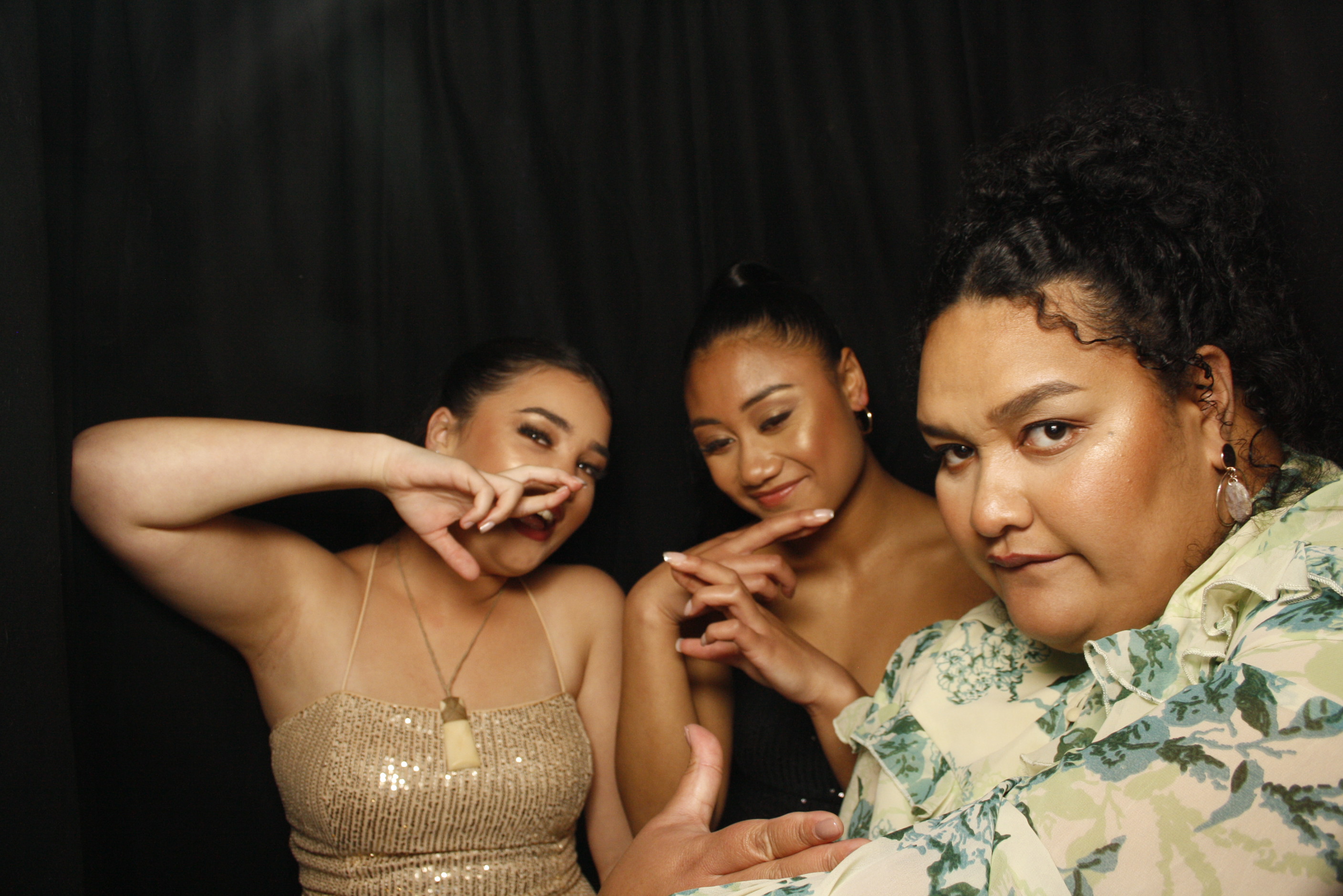 Solway College Ball | View more photos from the event at wgtngallery.classicphotobooths.co.nz/u/wgtncpbgallery/Solway-College-Ball