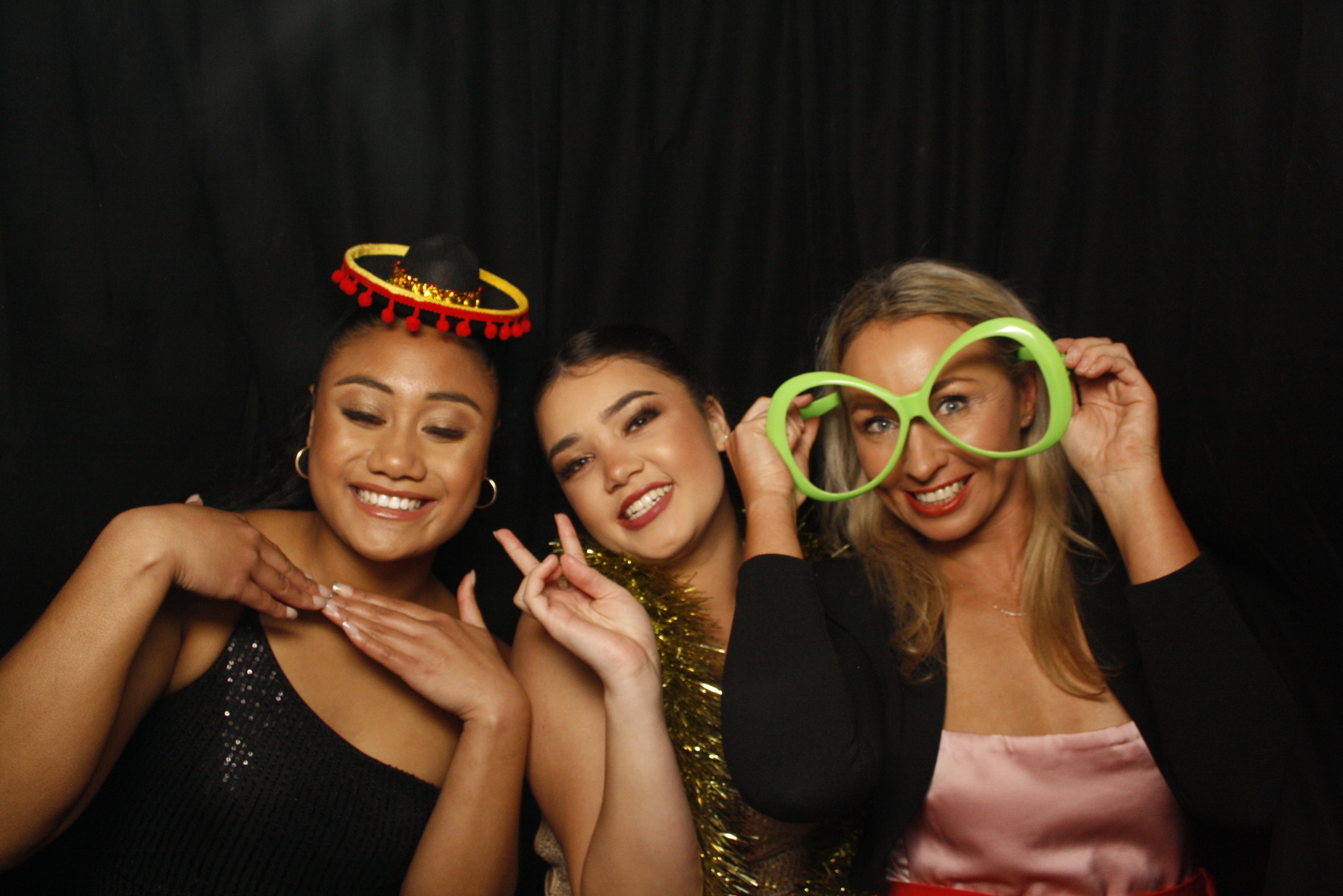 Solway College Ball | View more photos from the event at wgtngallery.classicphotobooths.co.nz/u/wgtncpbgallery/Solway-College-Ball